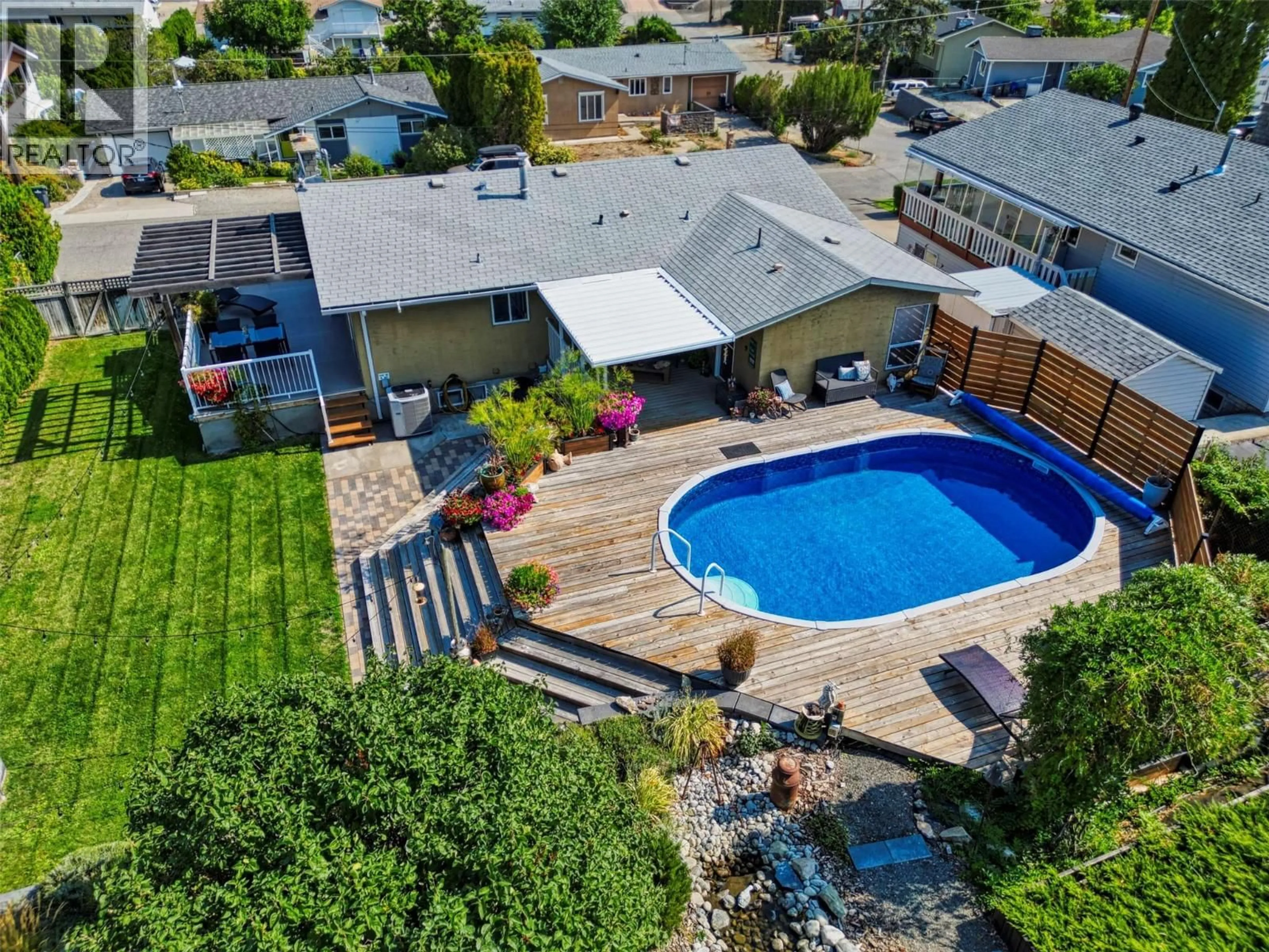 A pic from outside/outdoor area/front of a property/back of a property/a pic from drone, unknown for 8206 GRAVENSTEIN DRIVE, Osoyoos British Columbia V0H1V0