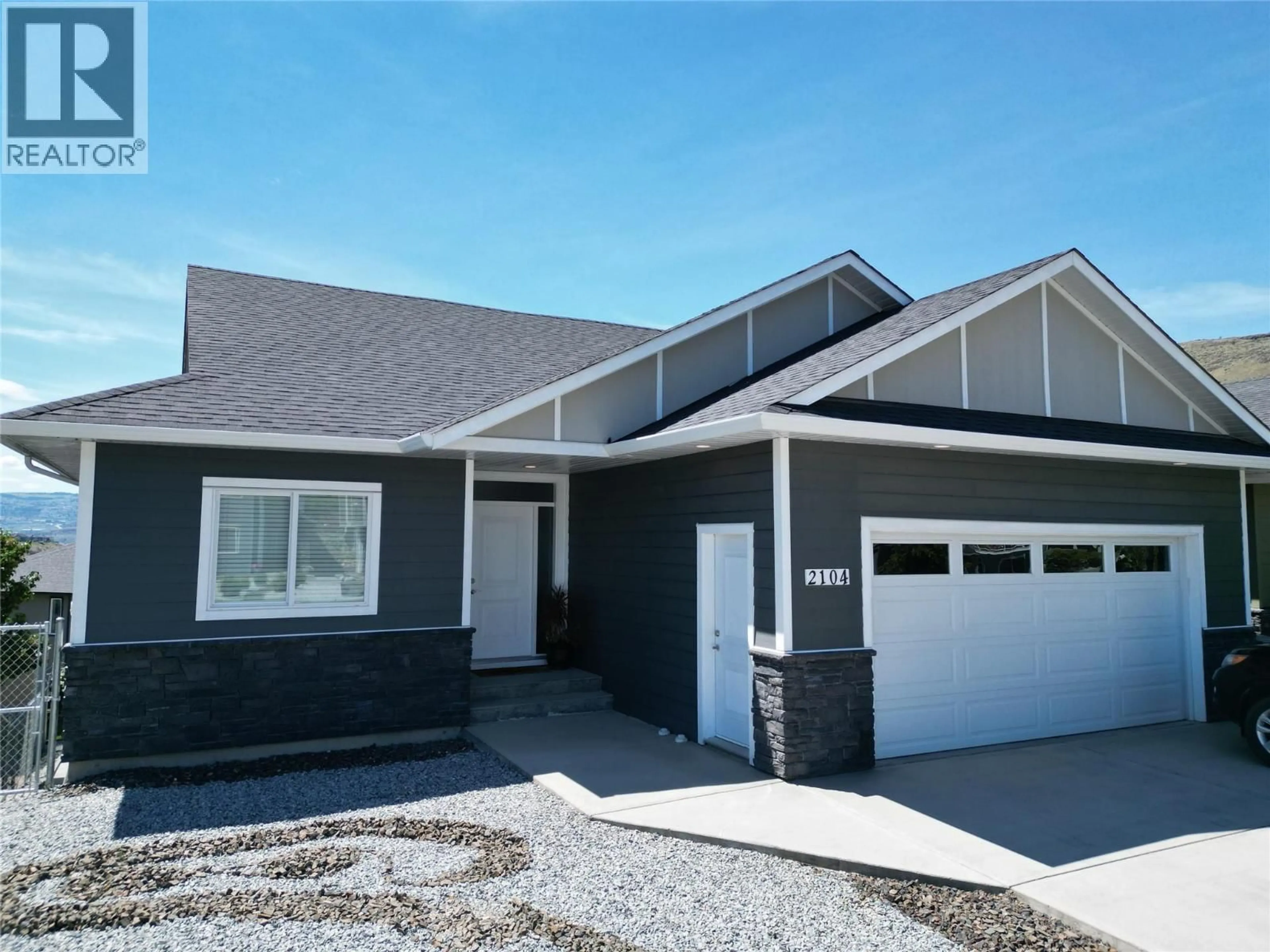 Home with vinyl exterior material, street for 2104 DOUBLETREE CRESCENT, Kamloops British Columbia V2B0E9
