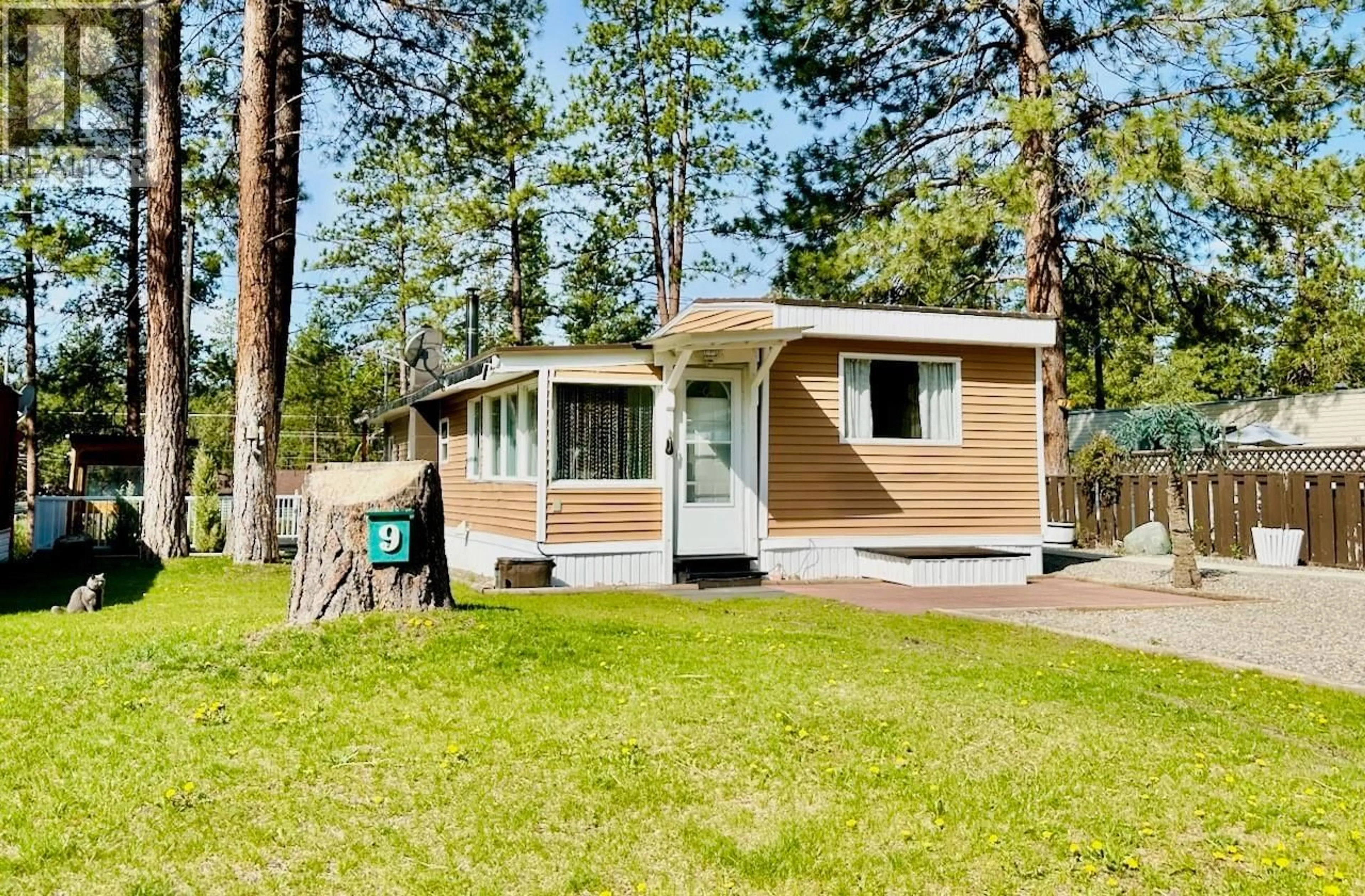 Home with vinyl exterior material, street for 9 - 459 HUEY ROAD, Princeton British Columbia V0X1W0