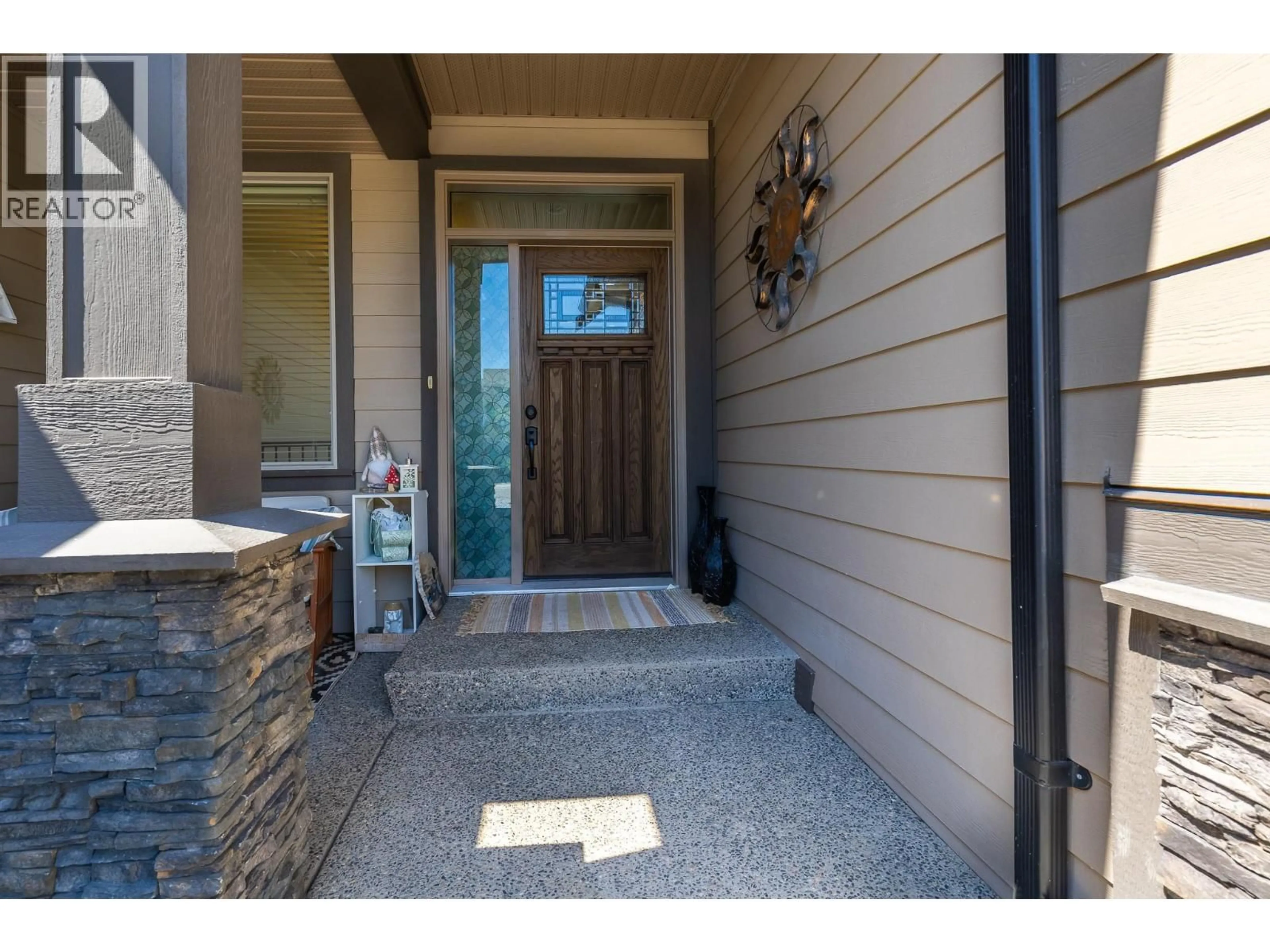 Indoor entryway for 6552 BLACKCOMB PLACE, Vernon British Columbia V1B4E1