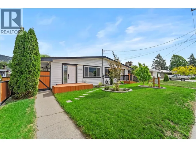 1735 QUILCHENA AVENUE, Merritt 2