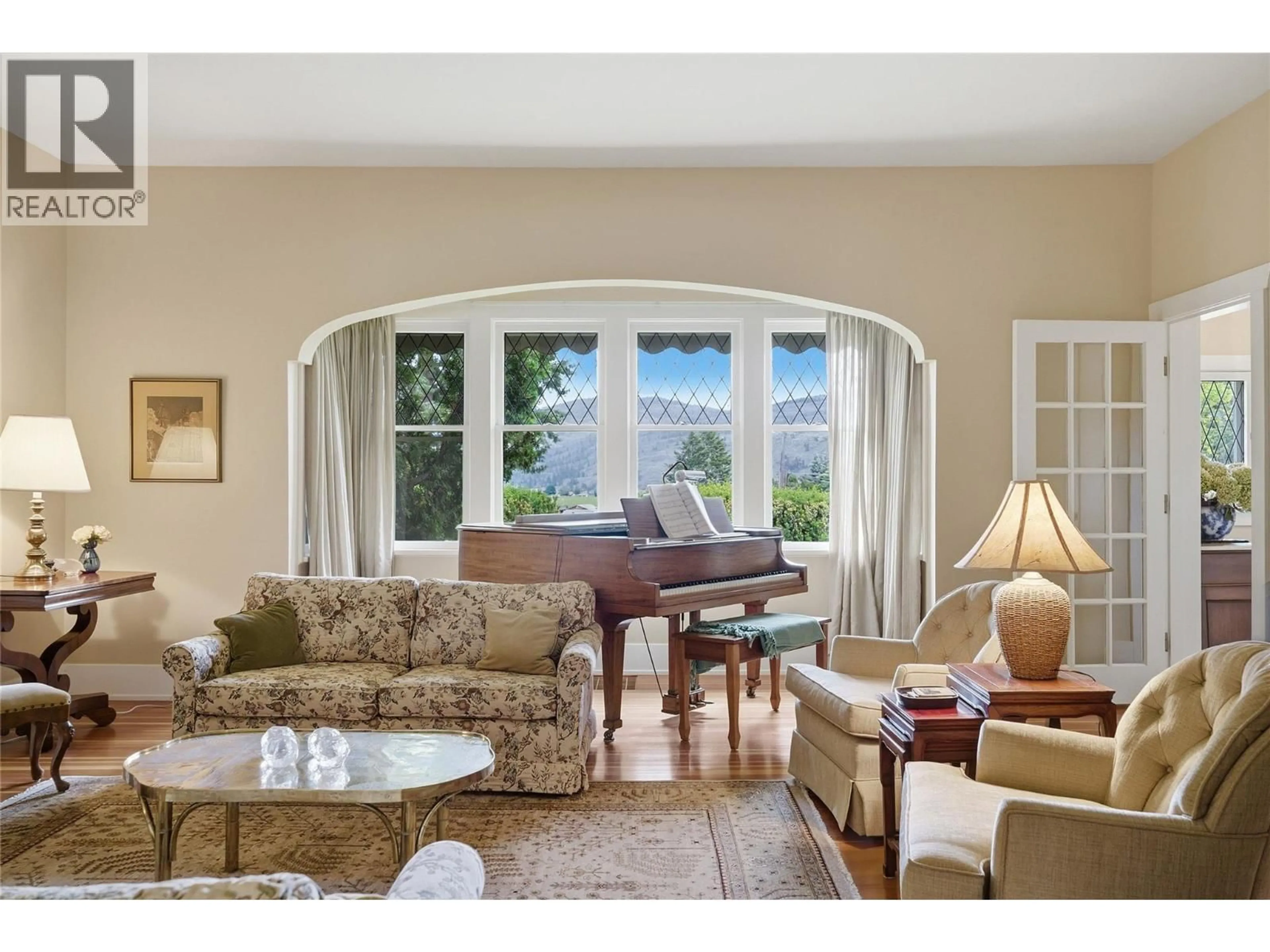 Living room with furniture, unknown for 5290 SUMAC STREET, Oliver British Columbia V0H1T1