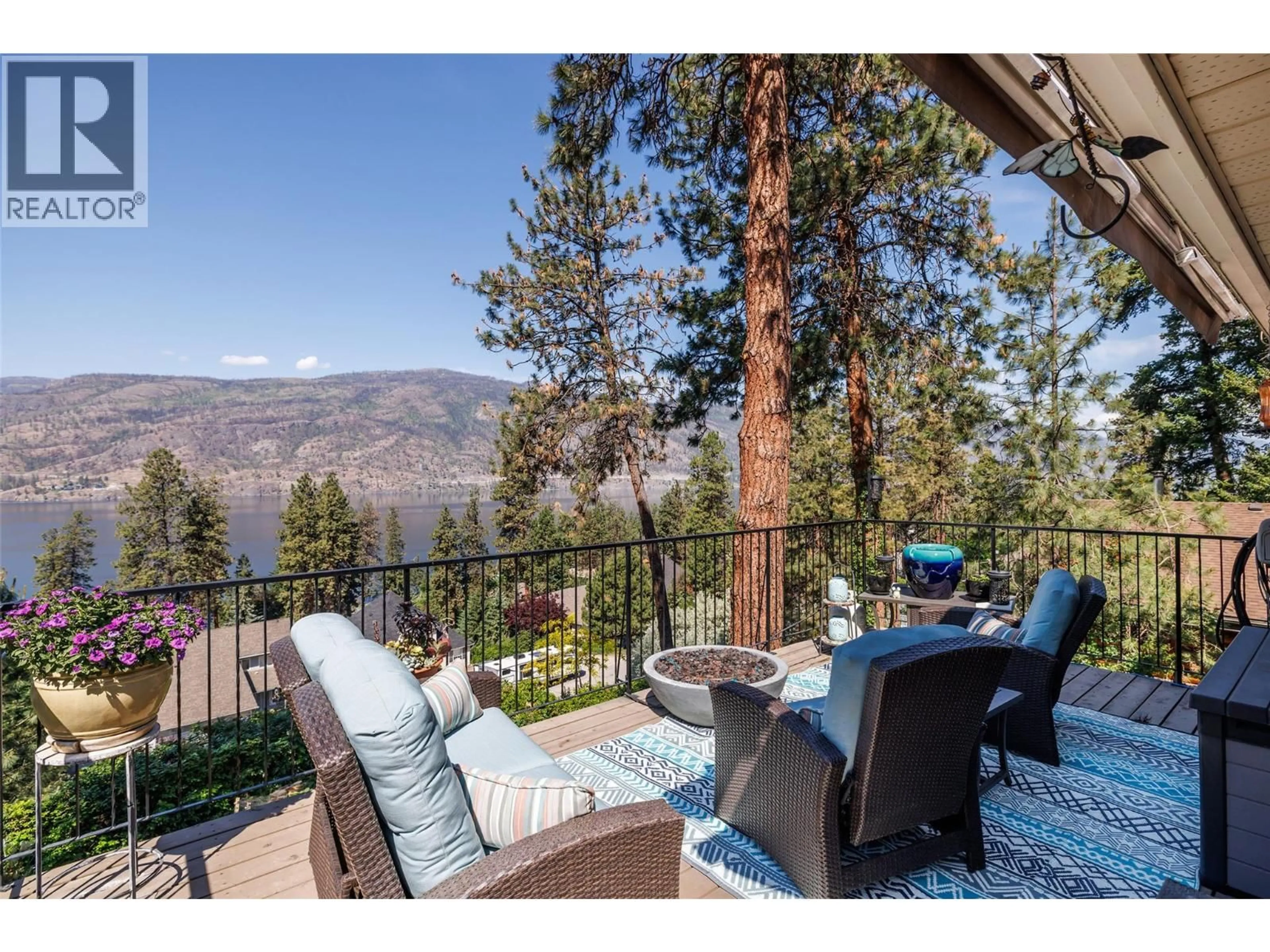 Patio, mountain view for 1928 PALY ROAD, Kelowna British Columbia V1V2B9