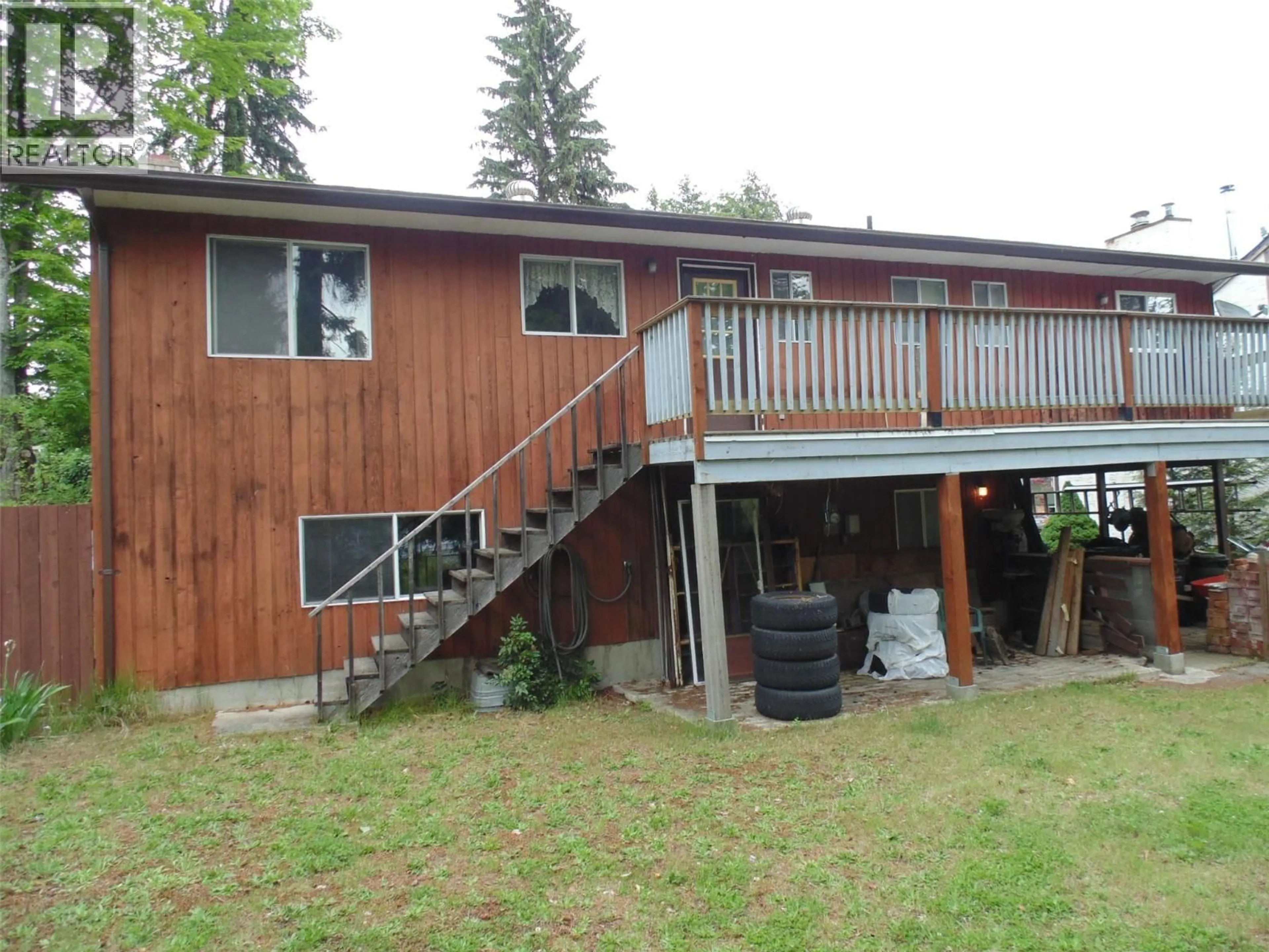 Patio, unknown for 1410 HIGHLAND DRIVE, Castlegar British Columbia V1N3V9