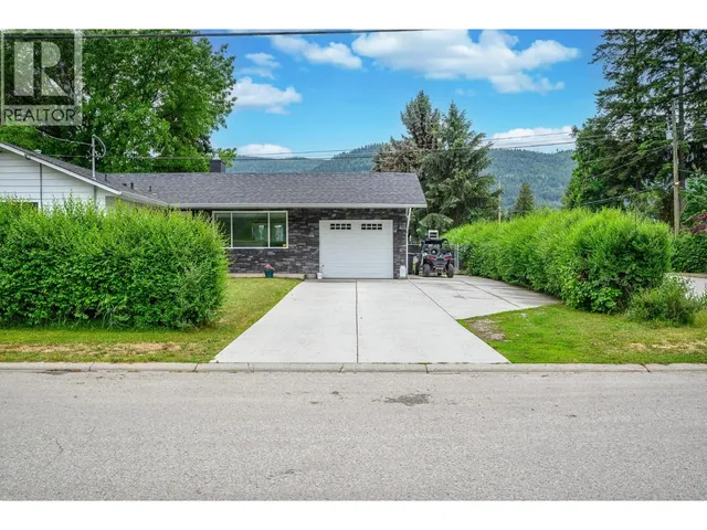 6596 LAVINGTON WAY, Coldstream 3