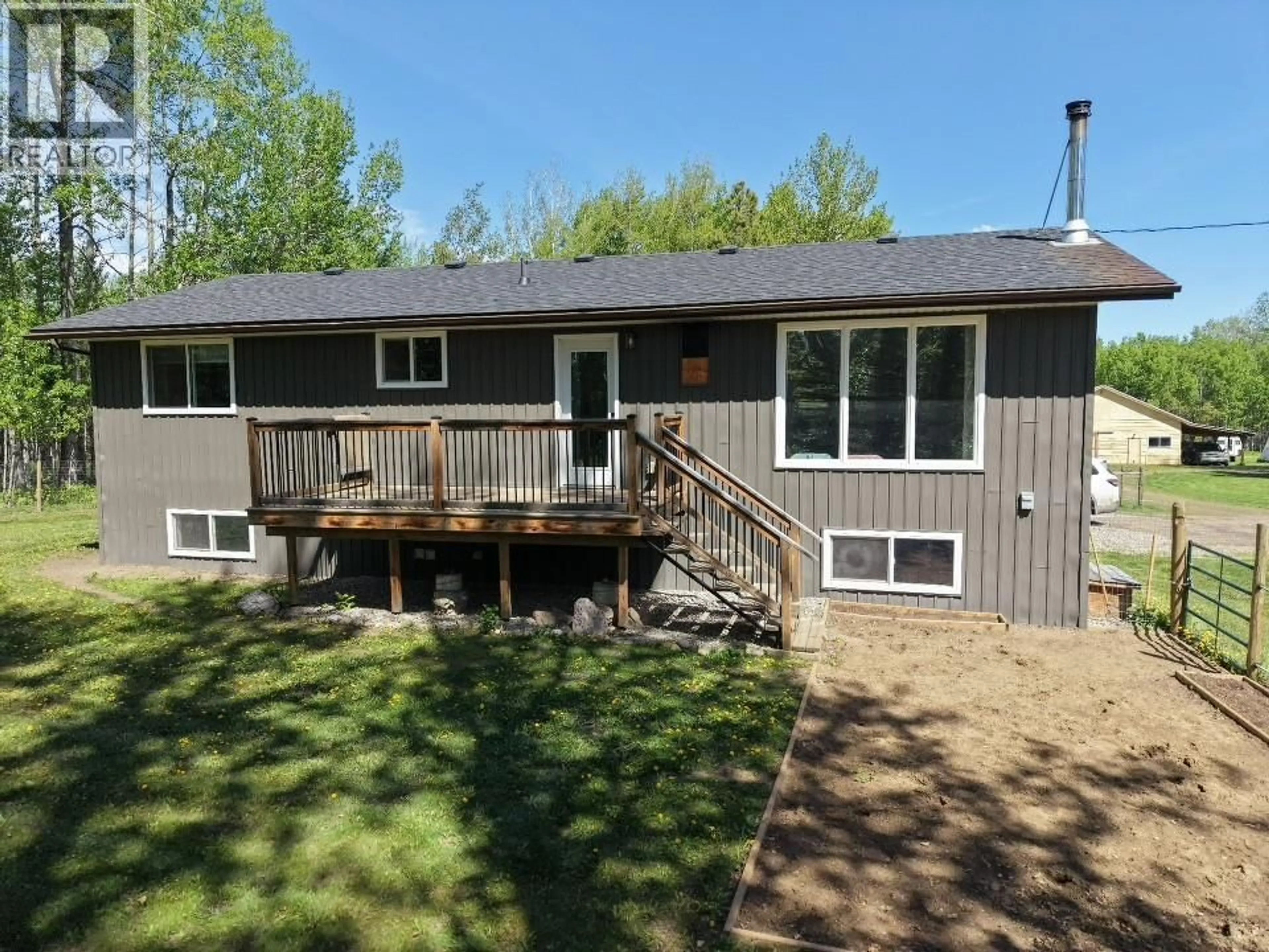 Home with vinyl exterior material, unknown for 3988 SWEETWATER ROAD, Dawson Creek British Columbia V1G0J3
