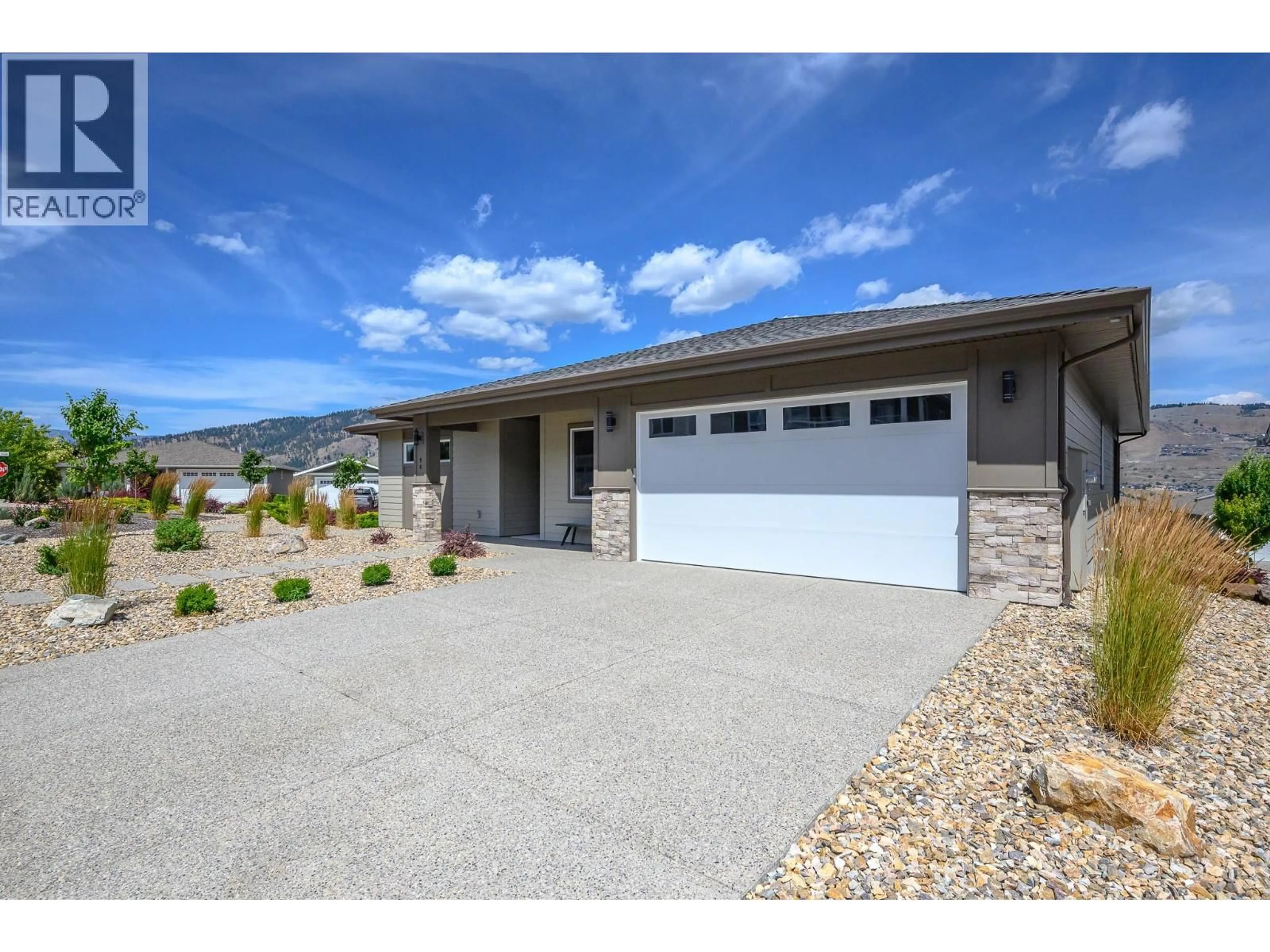 Indoor garage for 98 - 7760 OKANAGAN LANDING ROAD, Okanagan Landing British Columbia V1H1Z4