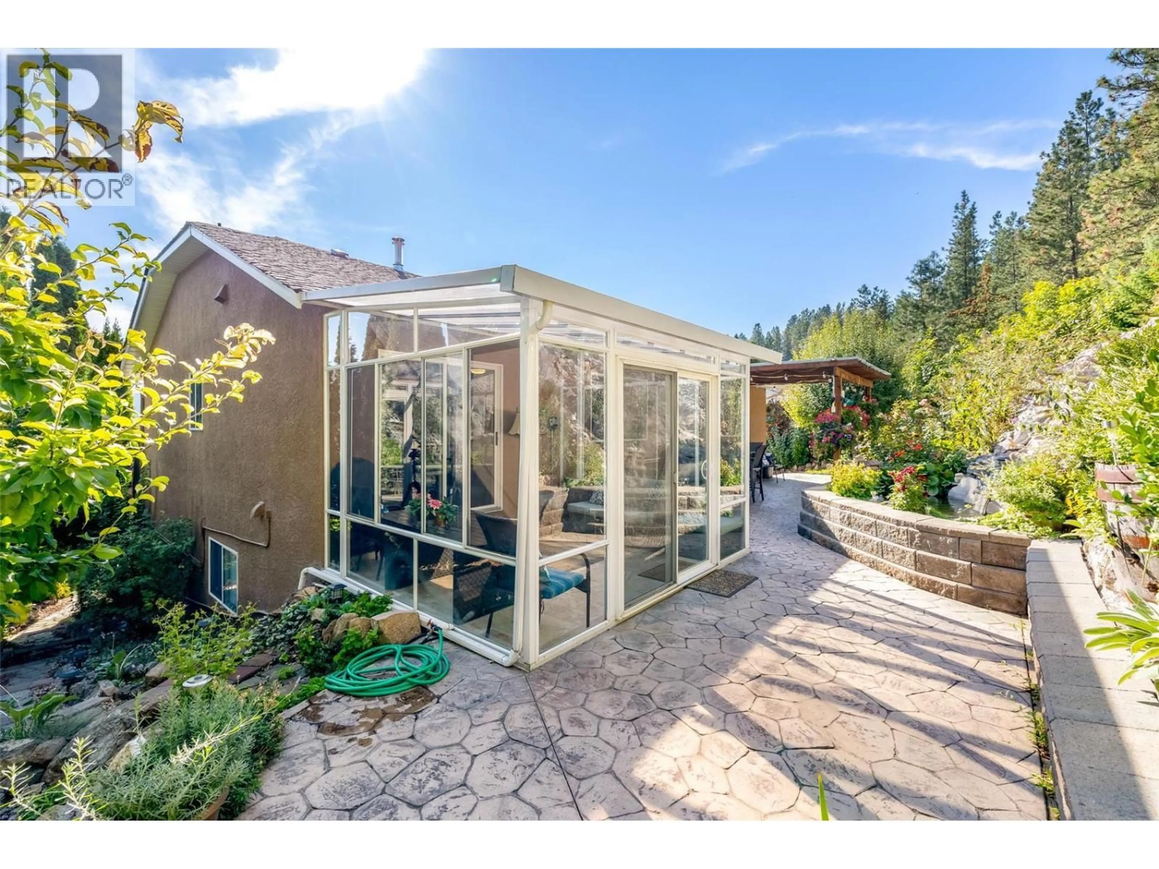 Patio, unknown for 1056 CALEDONIA WAY, West Kelowna British Columbia V1Z3N7