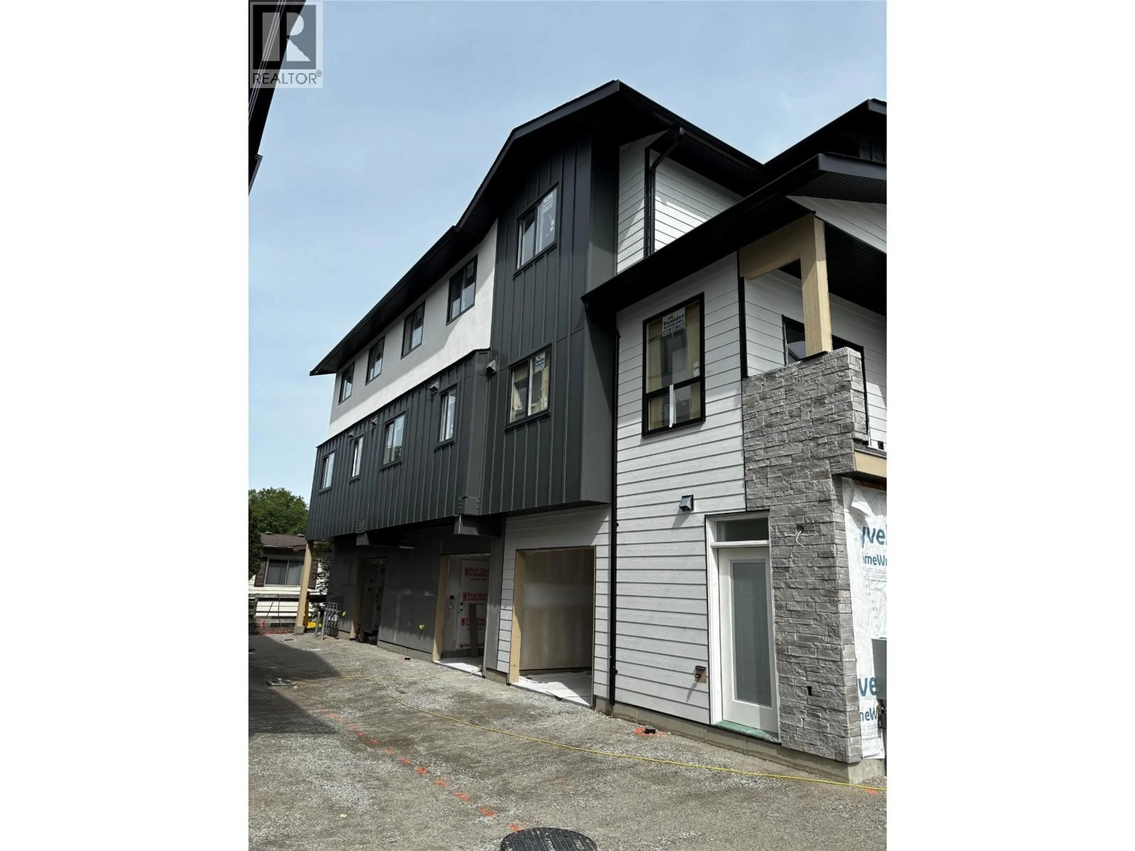 Unknown for 3 - 980 FRANKLYN ROAD, Kelowna British Columbia V1X3V1