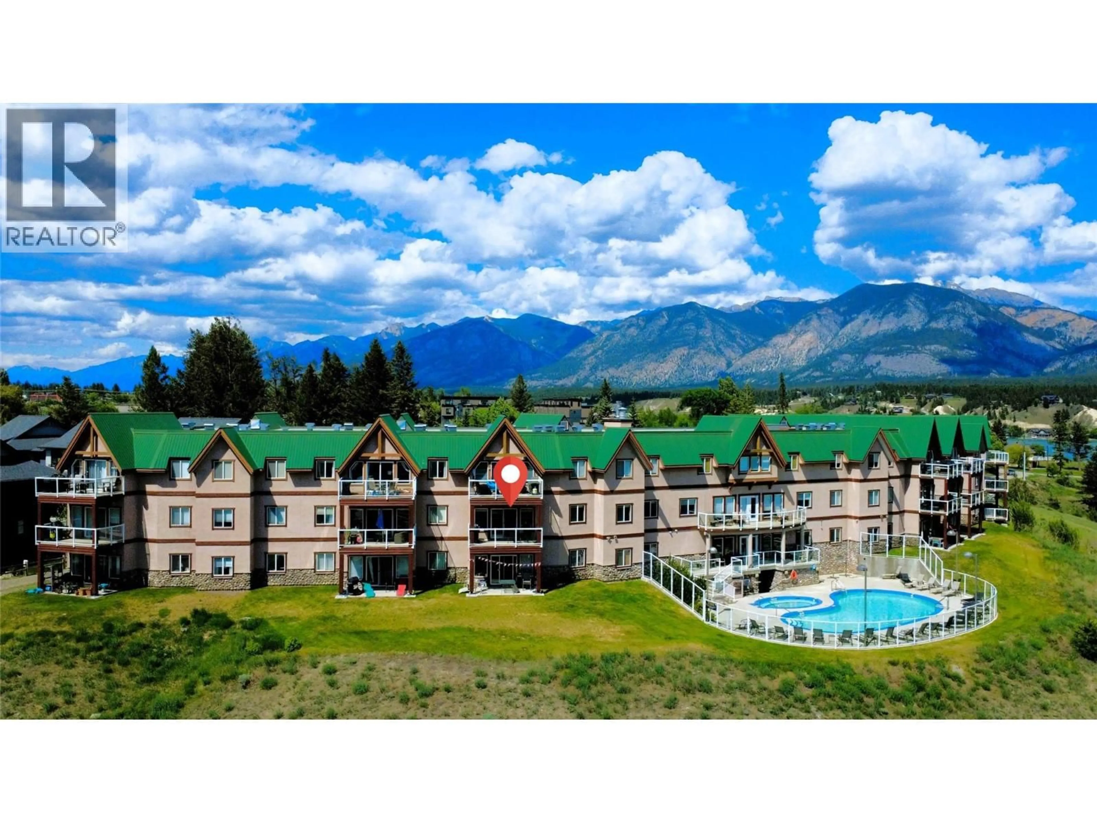 A pic from outside/outdoor area/front of a property/back of a property/a pic from drone, mountain view for 219 I - 701 14A CRESCENT, Invermere British Columbia V0A1K0