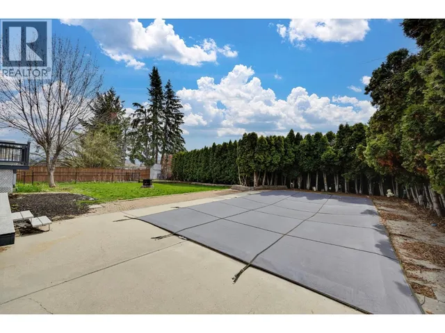 2545 CRESTVIEW ROAD, West Kelowna 2