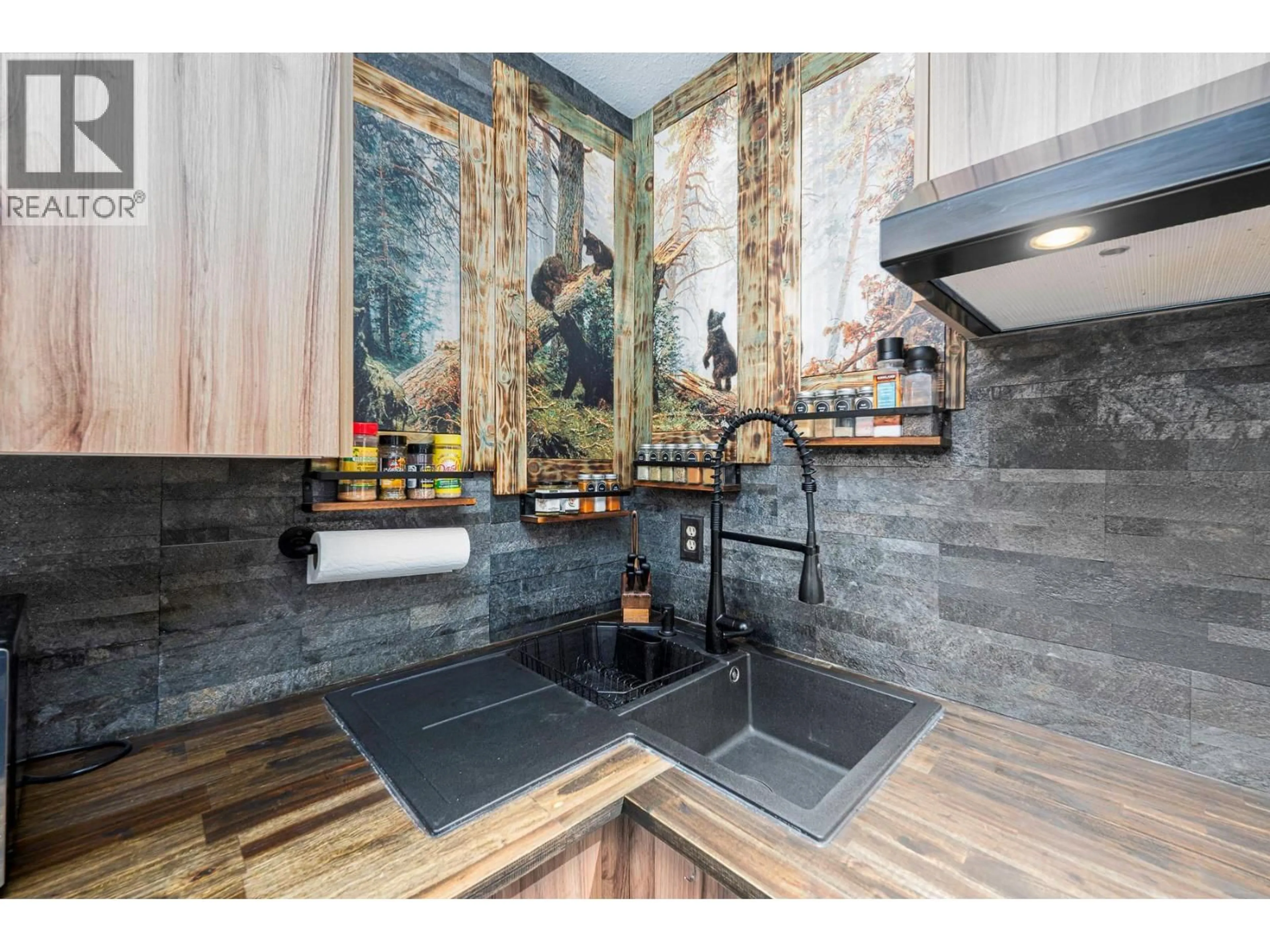 Unknown for 305 - 20 KETTLEVIEW ROAD, Big White British Columbia V1P1T4