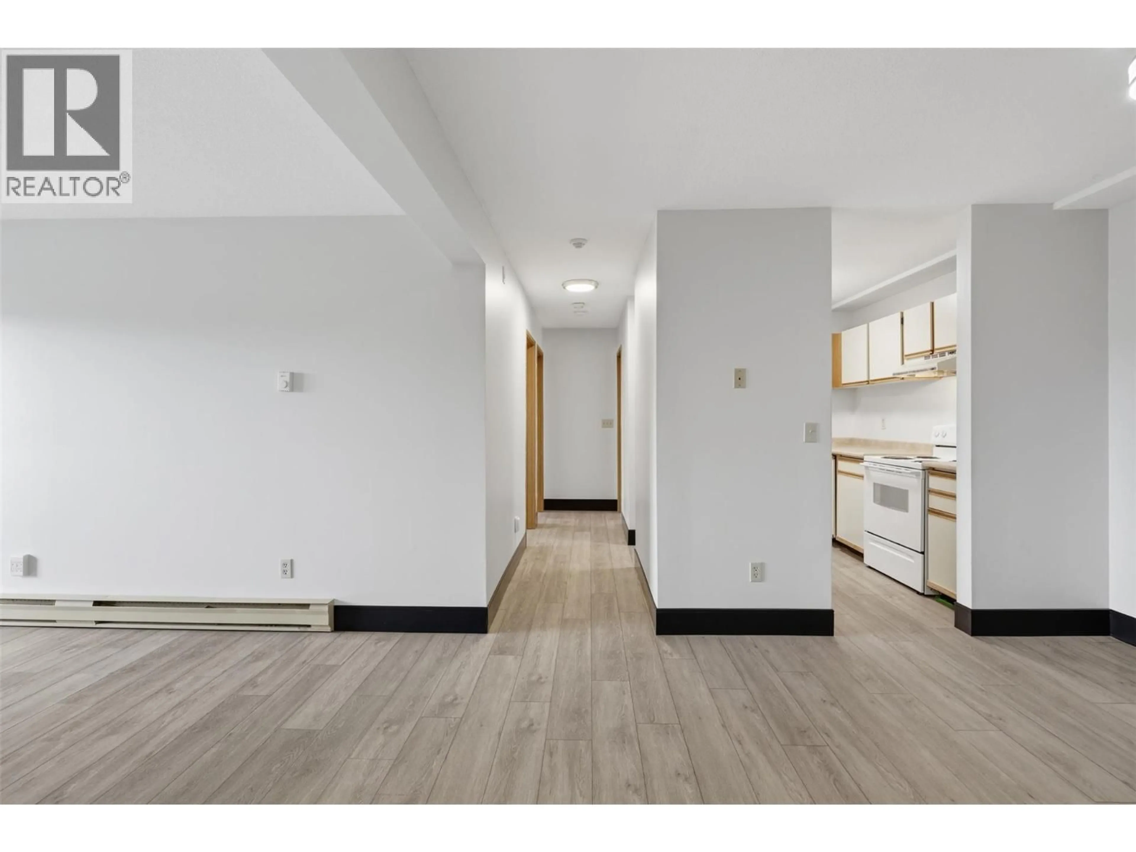 A pic of a room for 102 - 44 WHITESHIELD CRESCENT SOUTH, Kamloops British Columbia V2E2J1