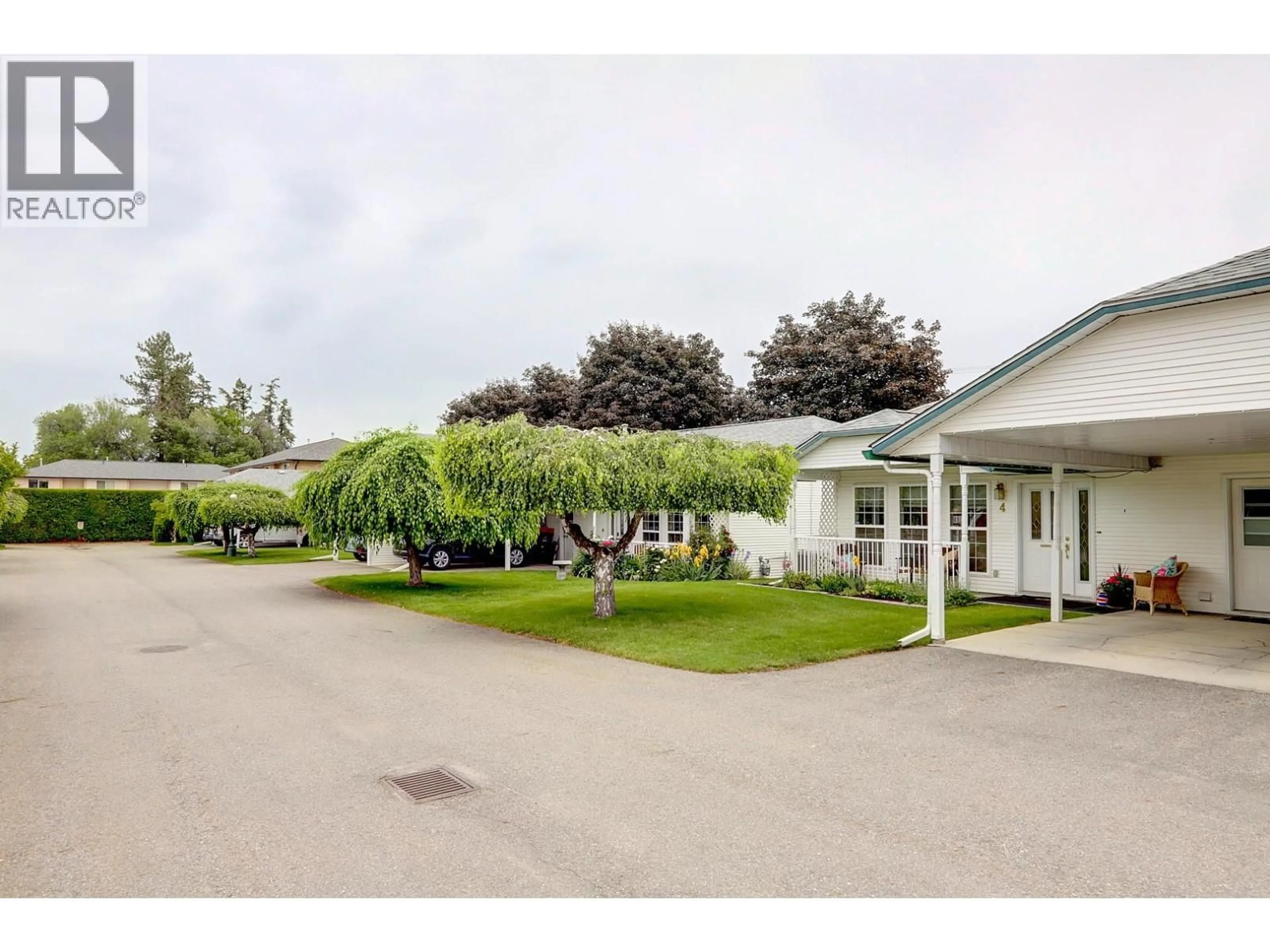 Patio, unknown for 4 - 3620 PATTEN DRIVE, Armstrong British Columbia V4Y2B4