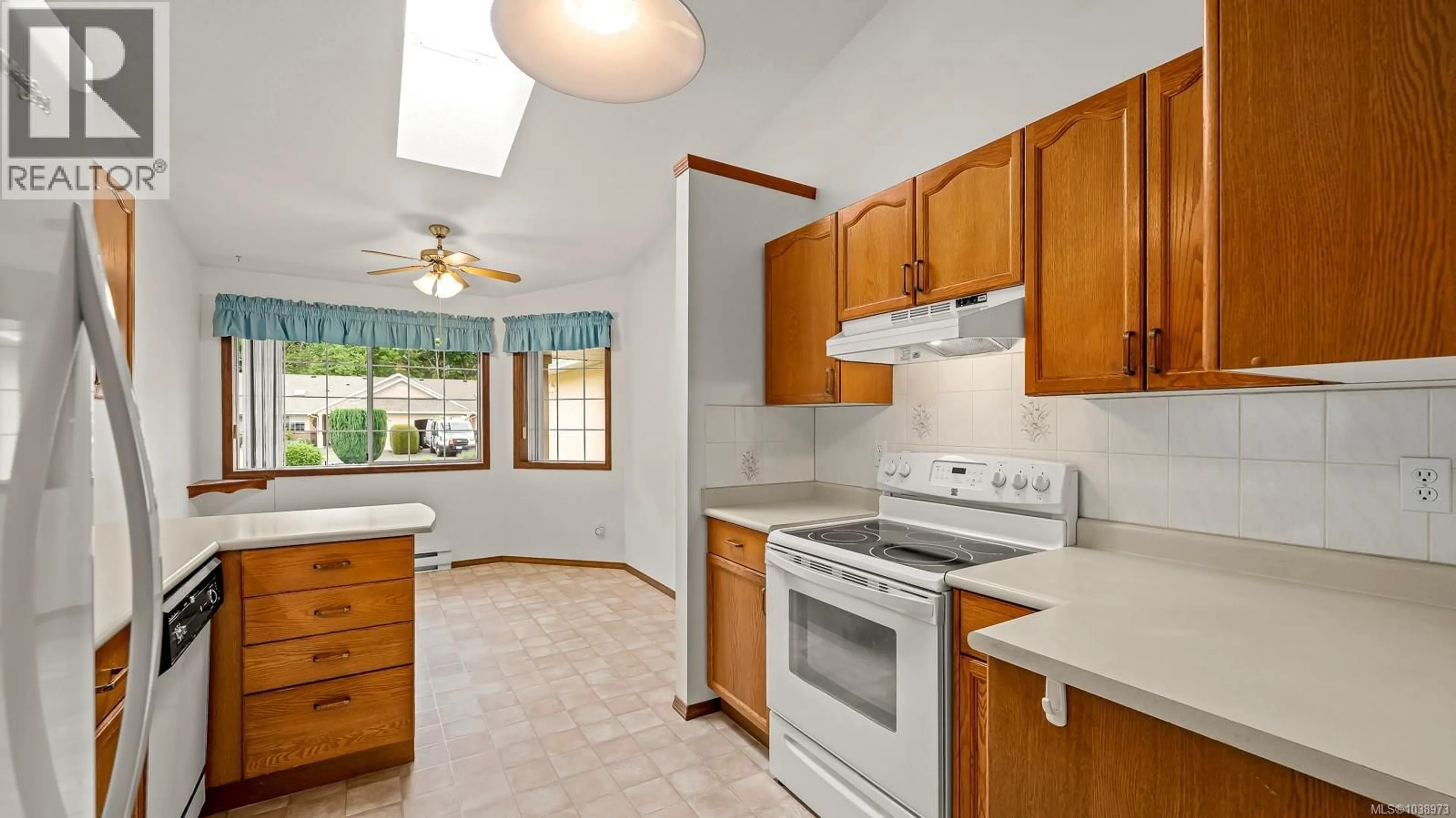 Standard kitchen, ceramic/tile floor for 13 - 20 ANDERTON AVENUE, Courtenay British Columbia V9N2G8