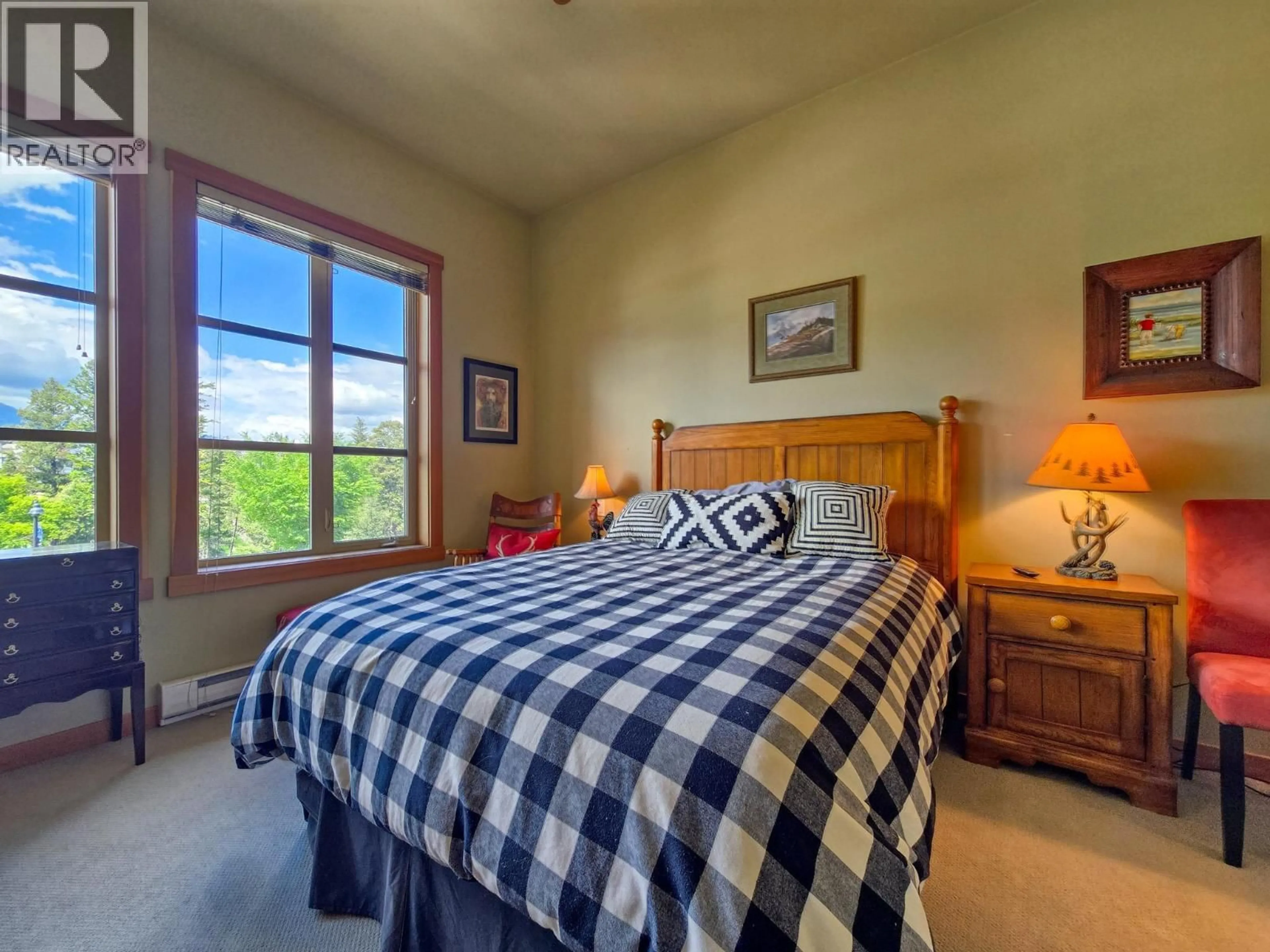 Bedroom with bed, unknown for 201 - 905 7TH AVENUE, Invermere British Columbia V0A1K0