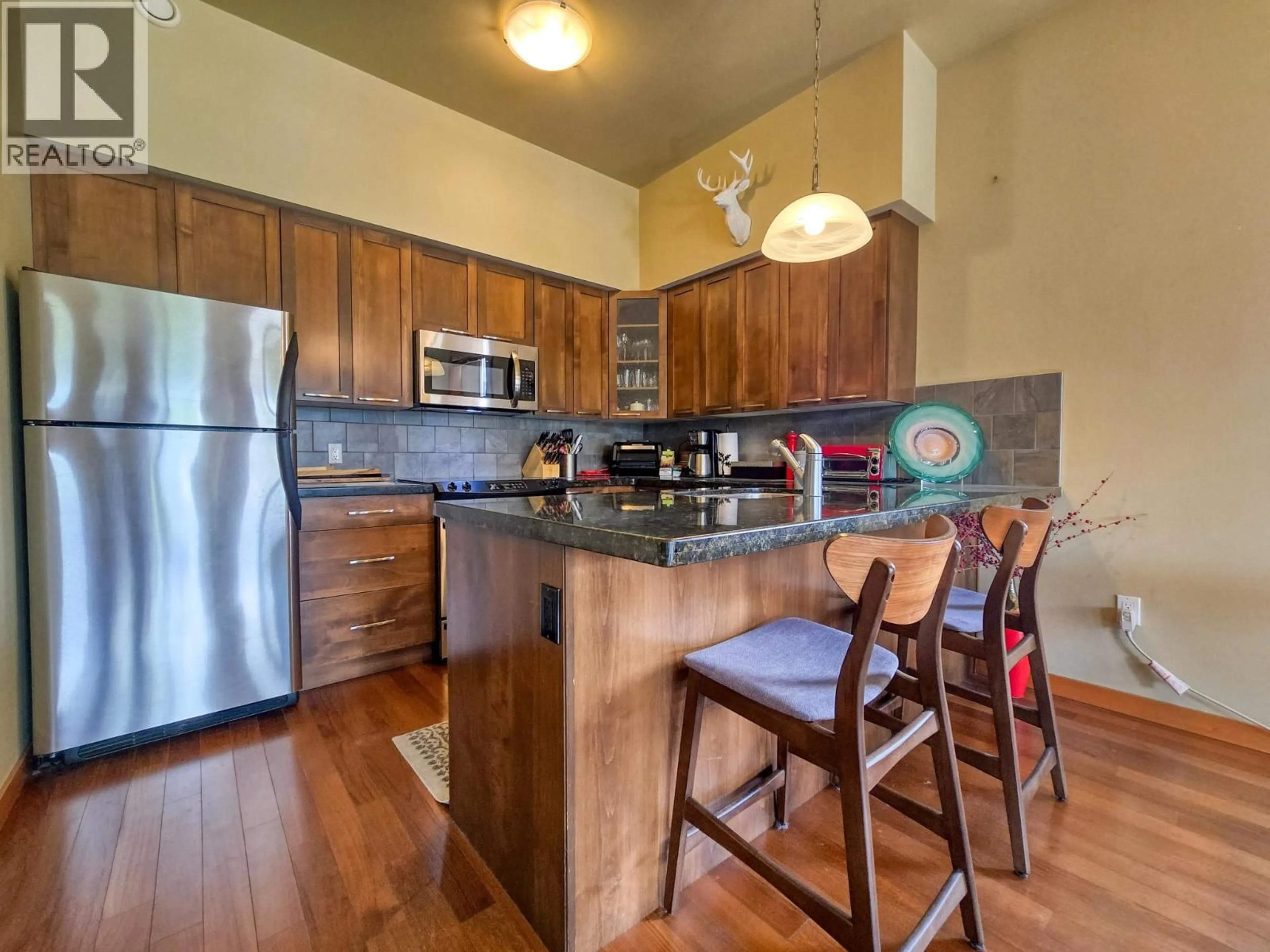 Open concept kitchen, unknown for 201 - 905 7TH AVENUE, Invermere British Columbia V0A1K0