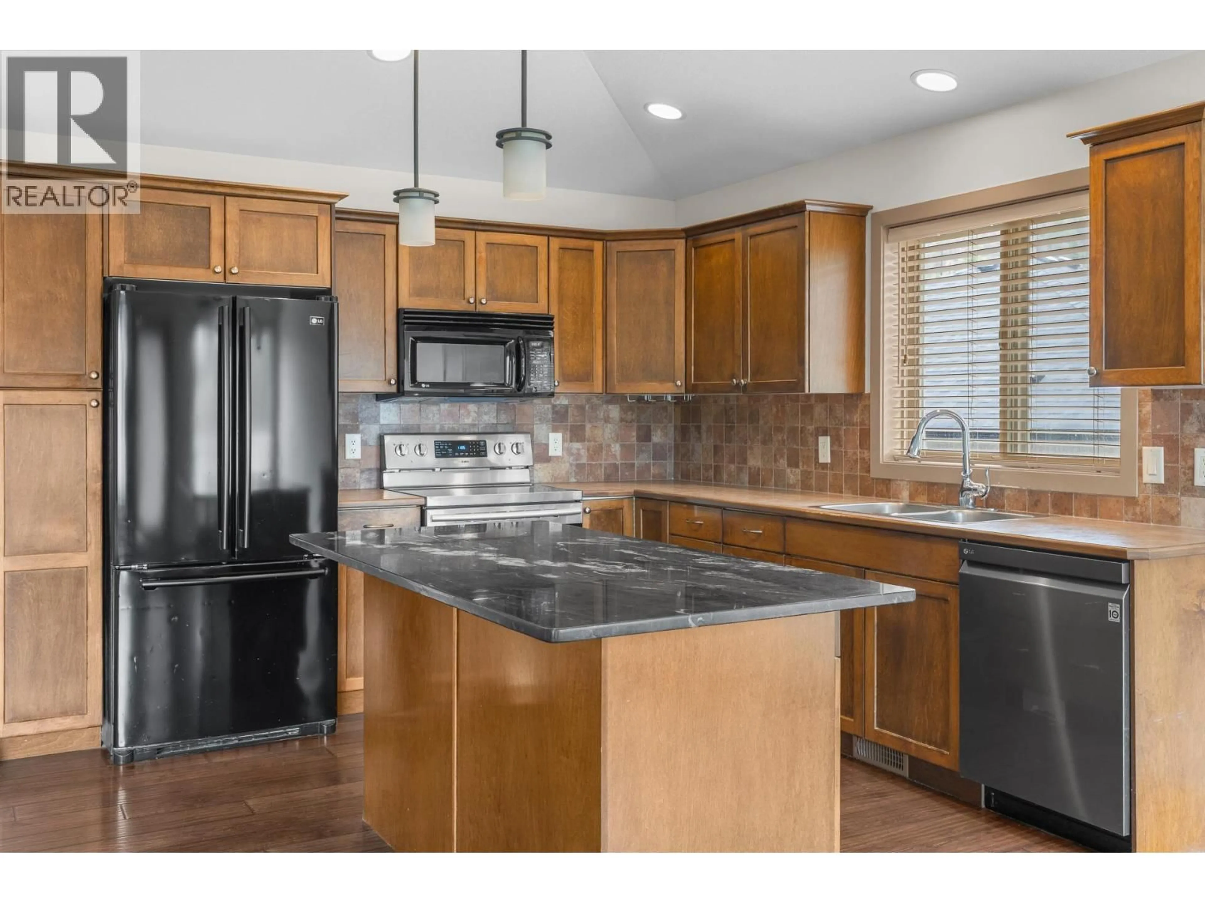 Open concept kitchen, unknown for 1939 ROSEALEE LANE, West Kelowna British Columbia V1Z4A8