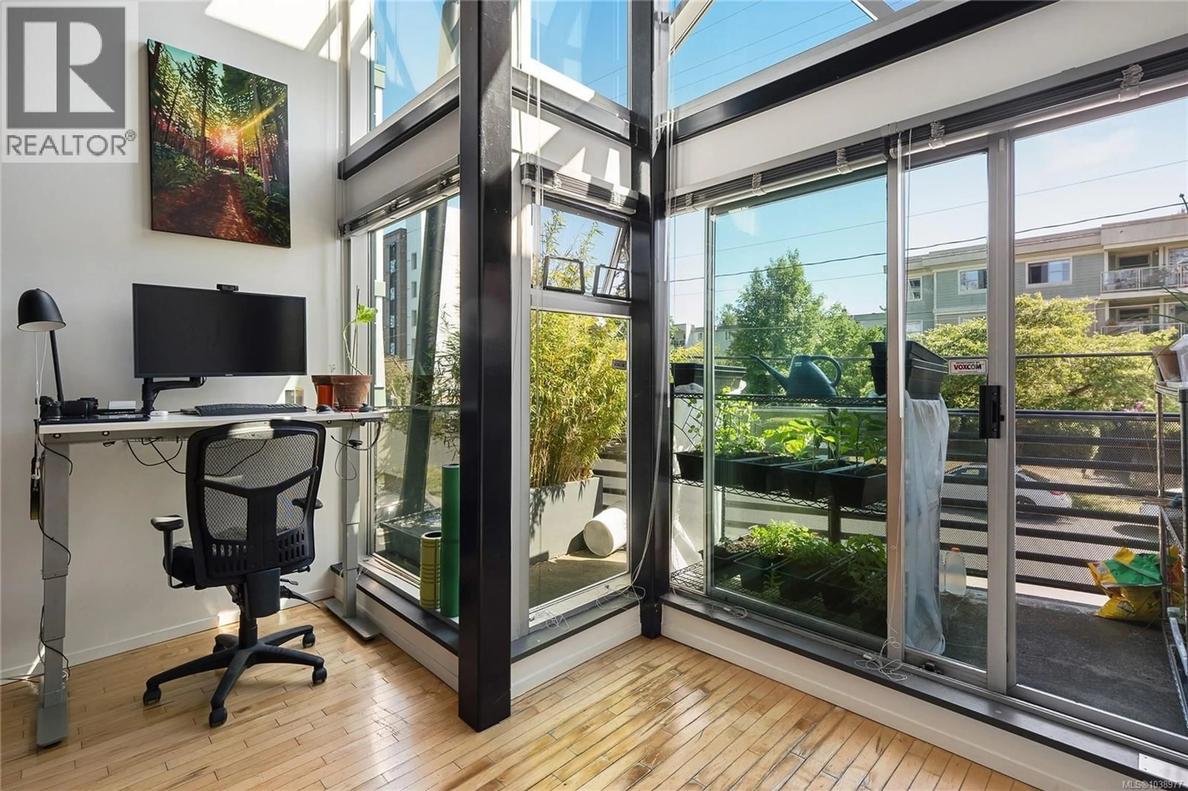 Unknown for 206 - 1030 MEARES STREET, Victoria British Columbia V8V5A5