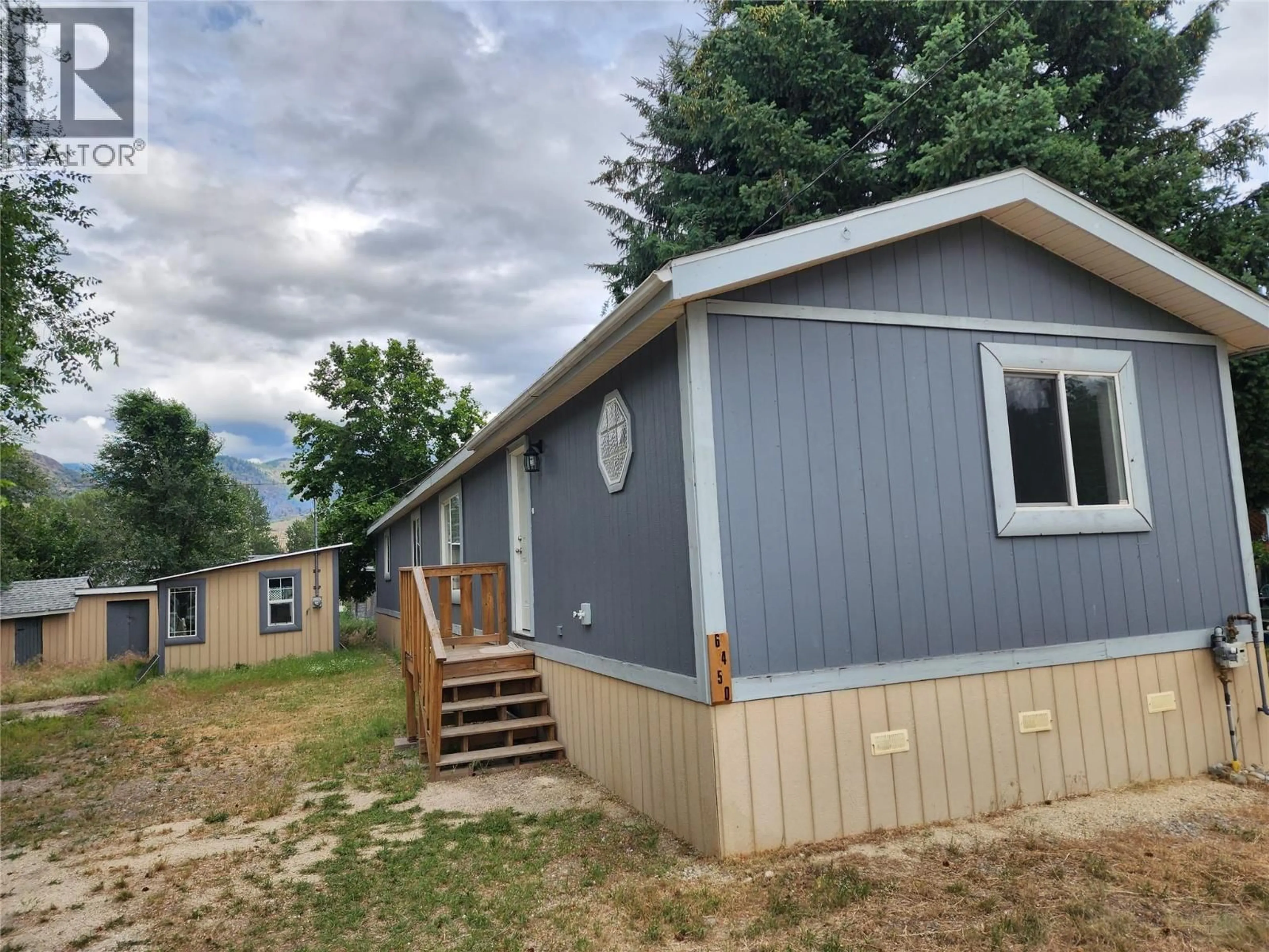 Home with vinyl exterior material, unknown for 6450 7TH STREET, Grand Forks British Columbia V0H1H4
