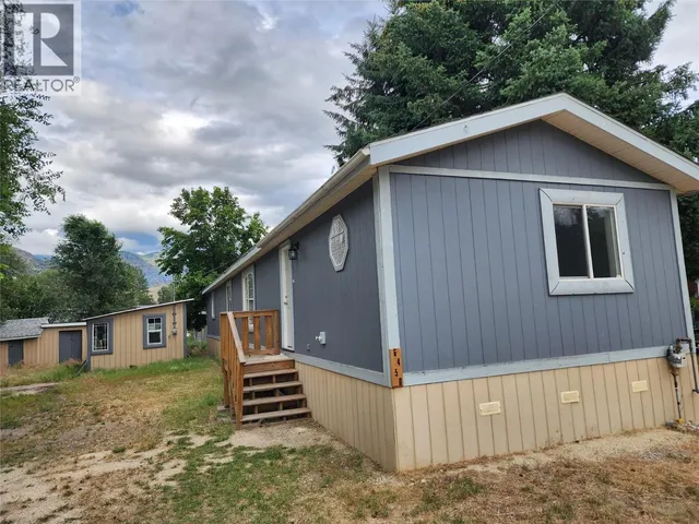 6450 7TH STREET, Grand Forks 4