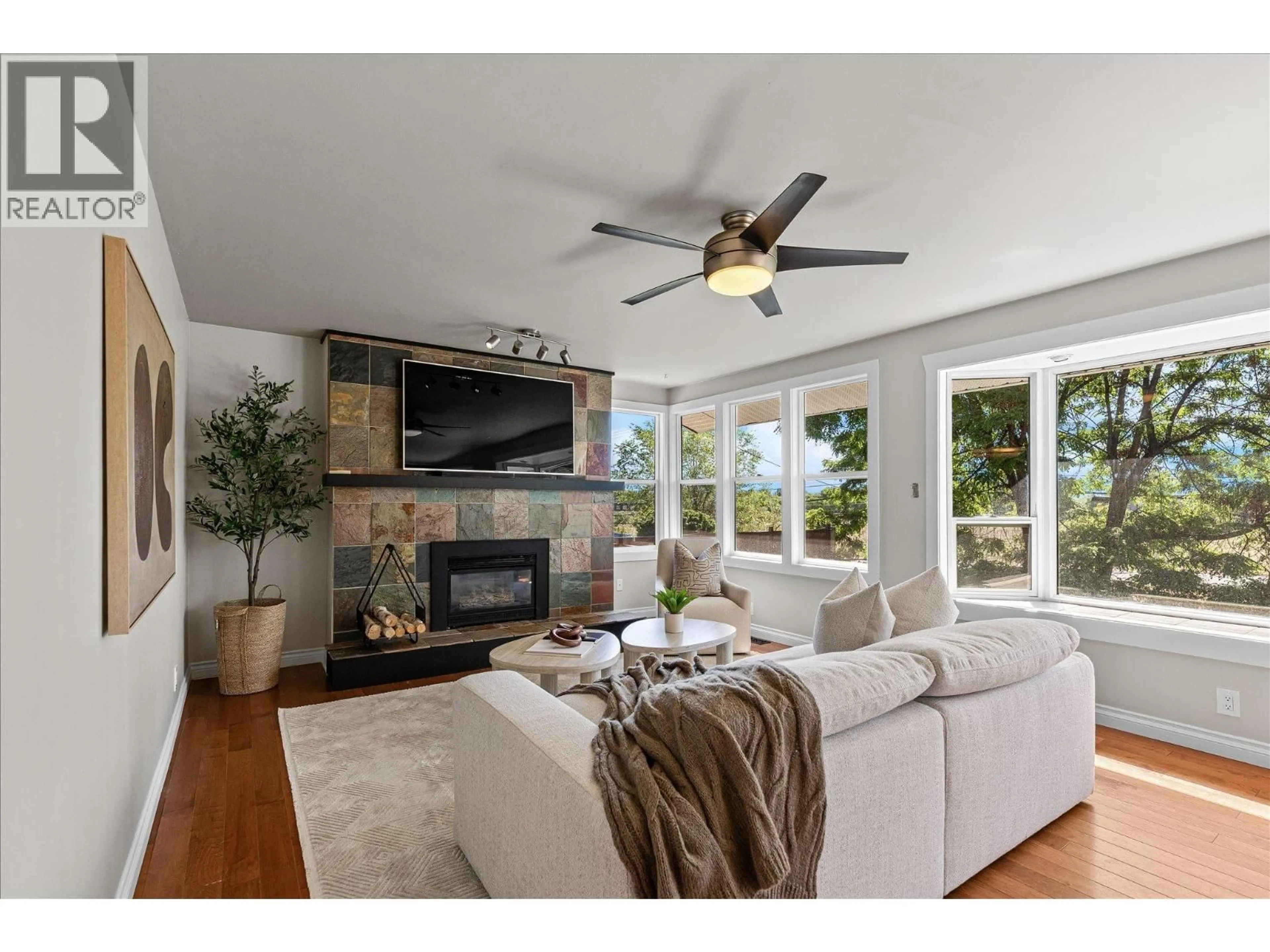 Living room with furniture, unknown for 3629 EMPIRE PLACE, West Kelowna British Columbia V4T1Y5