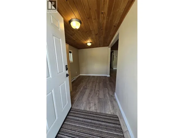 48 - 500 16TH AVENUE, Genelle 5