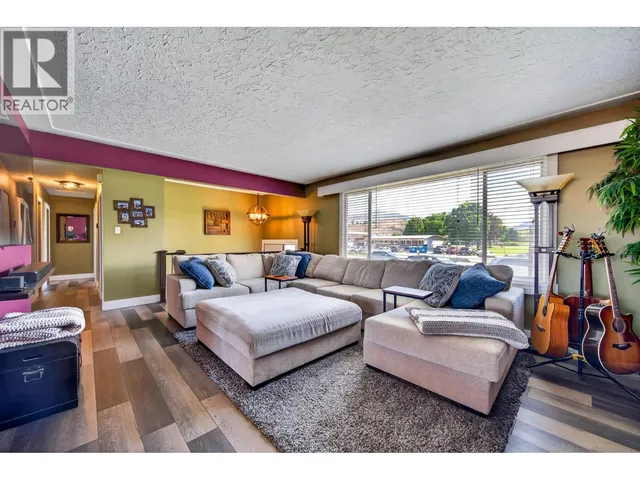 976 HOLT STREET, Kamloops 4