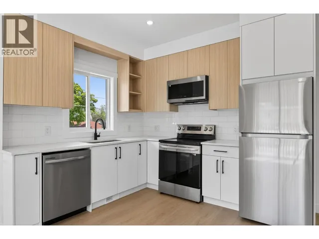 3109 15TH AVENUE, Vernon 5