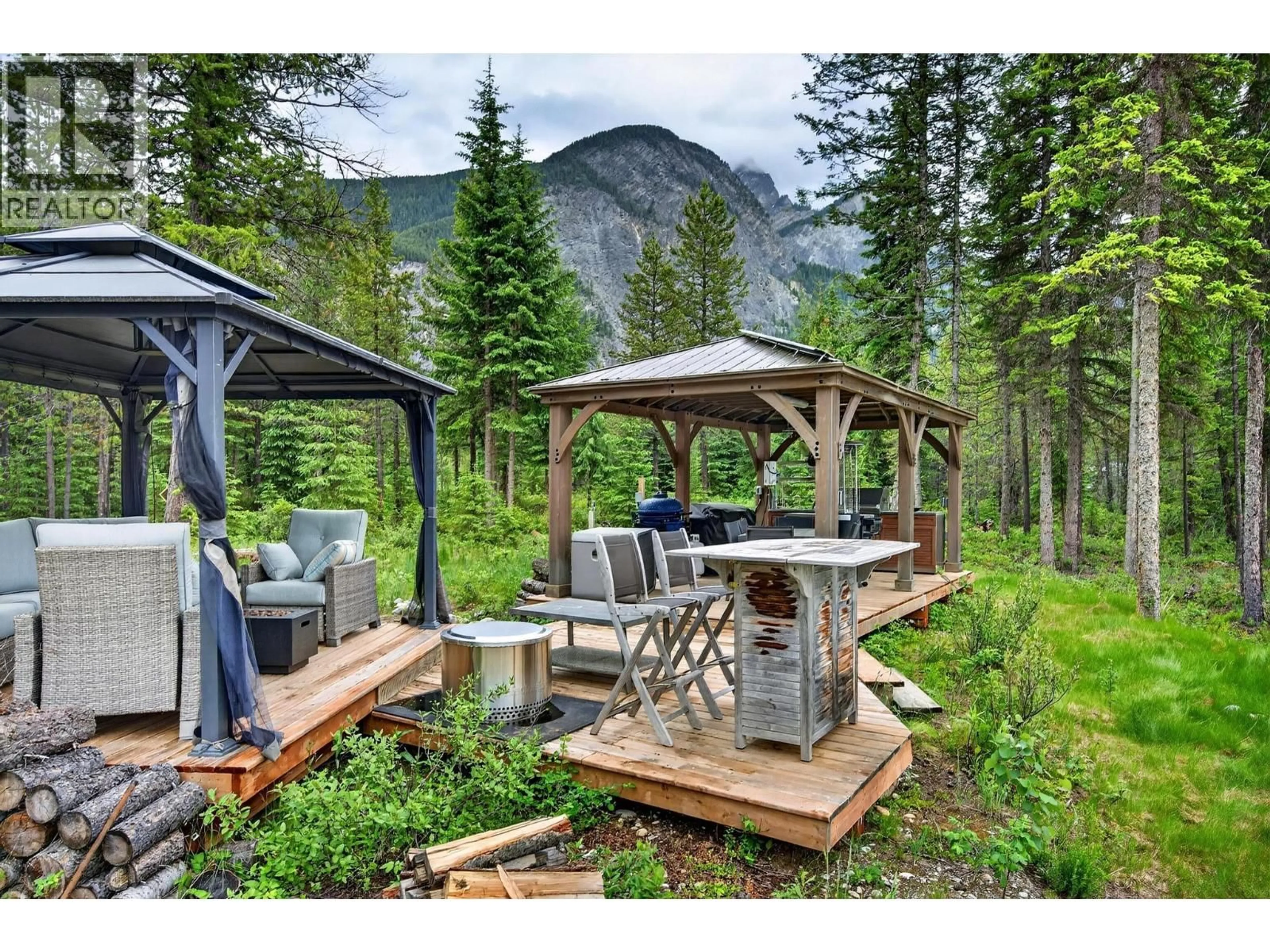 Patio, unknown for 2333 HEDGES ROAD, Golden British Columbia V0A1H1