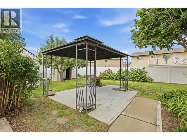 2641 YOUNG PLACE, Kamloops 3