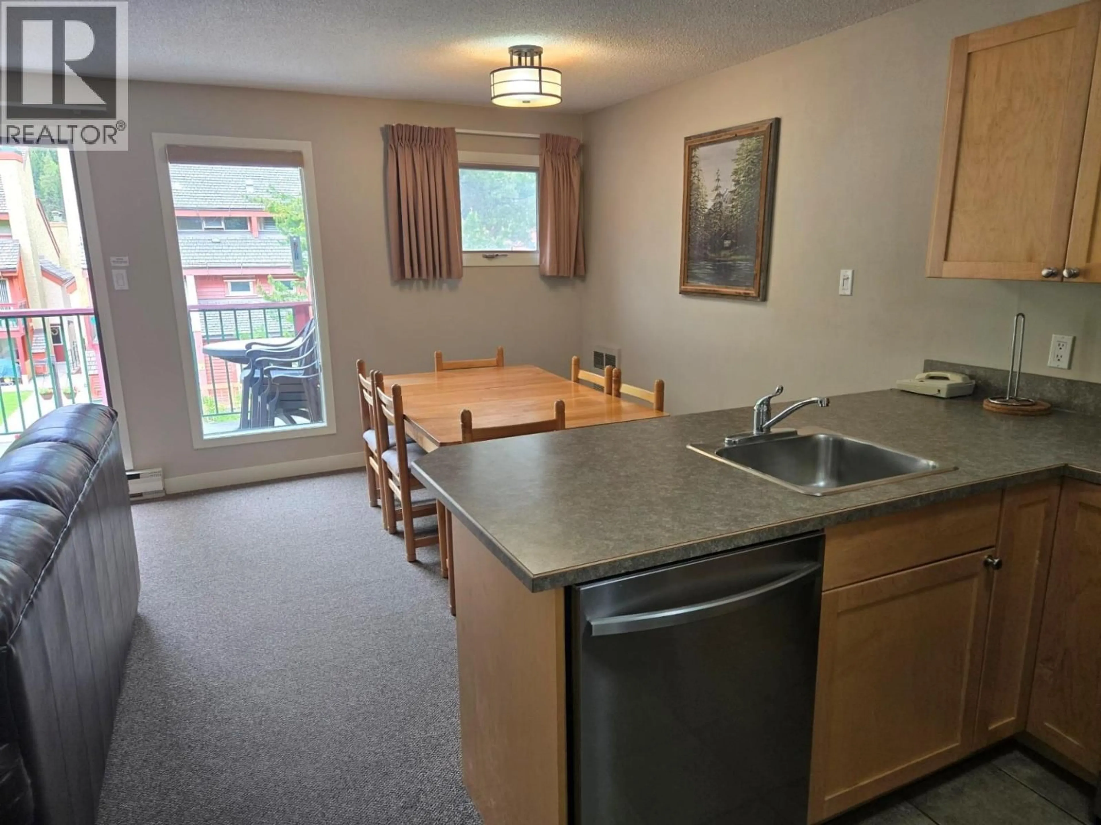 Standard kitchen, unknown for 908 - 2030 PANORAMA DRIVE, Panorama British Columbia V0A1T0