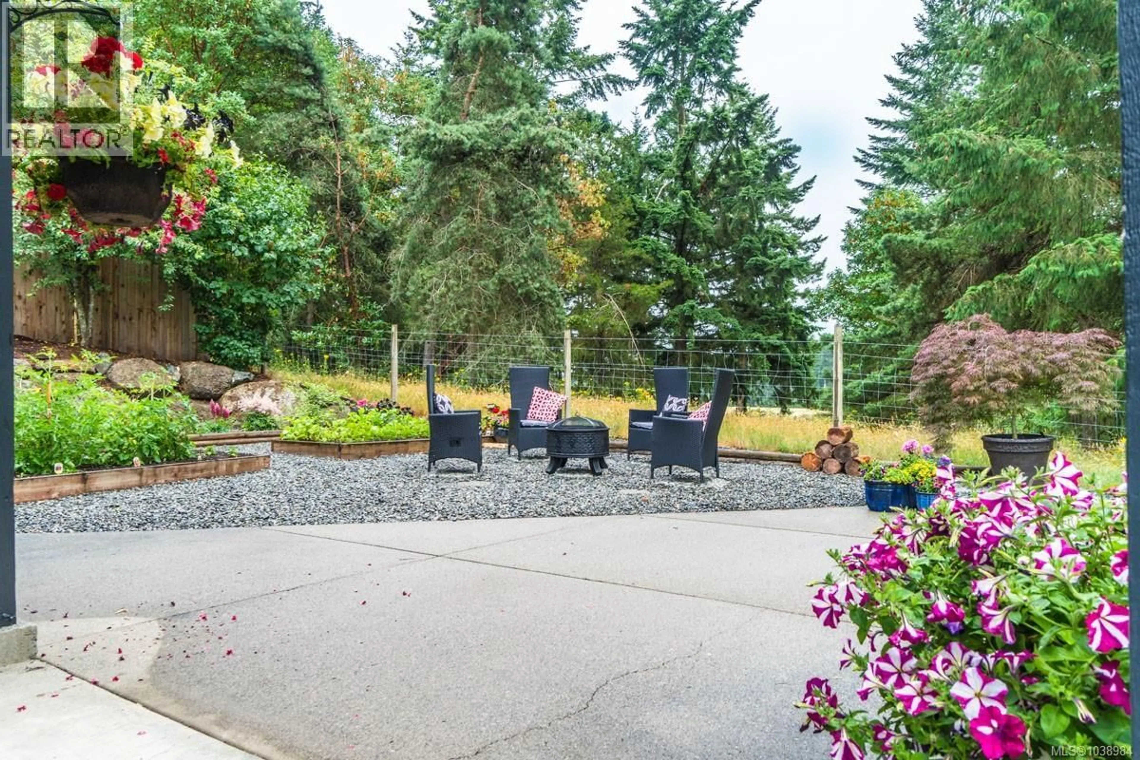 Patio, water/lake/river/ocean view for 6015 JOSEPH PLACE, Nanaimo British Columbia V9T6H7
