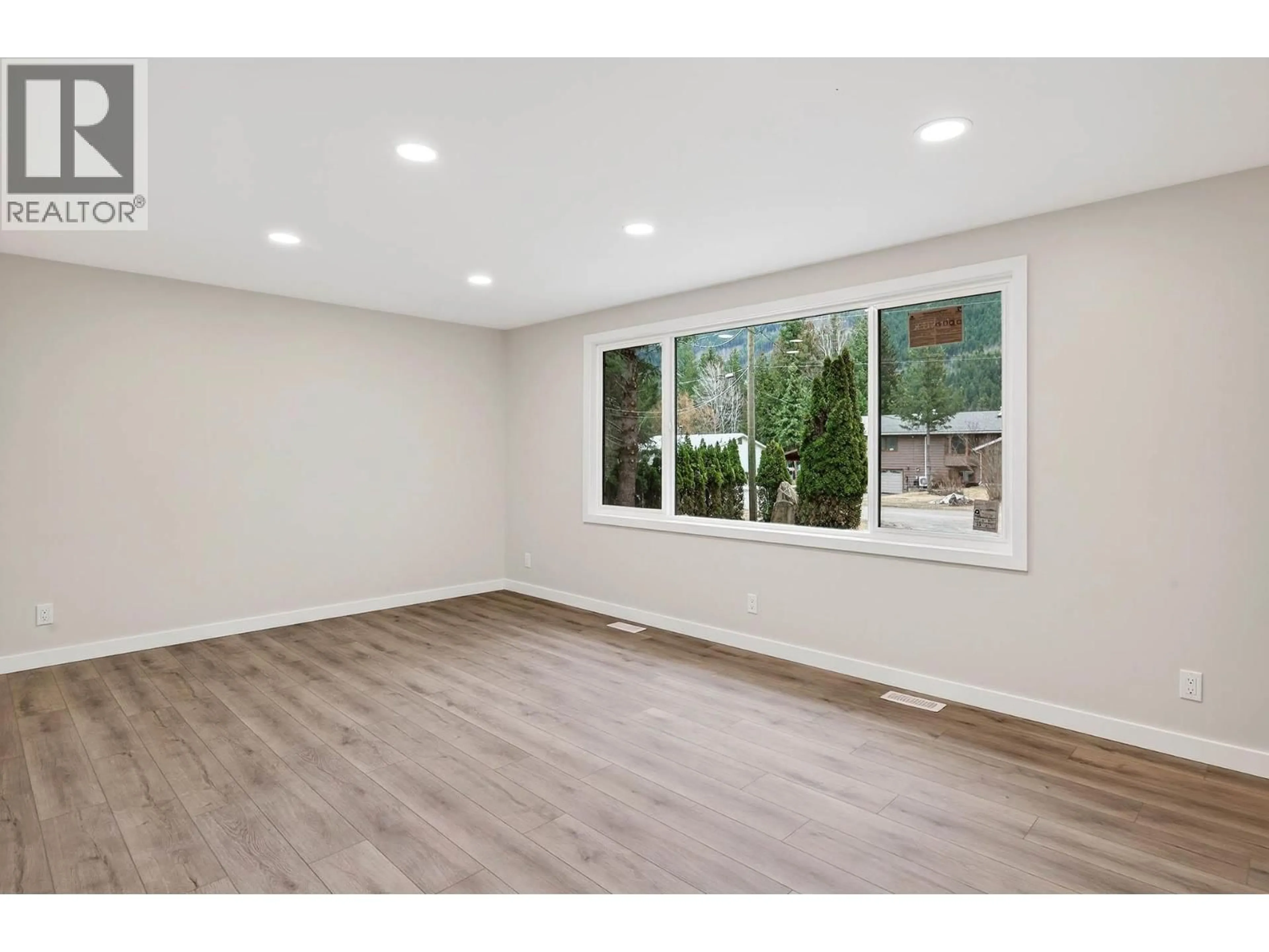 A pic of a room for 1297 THOMPSON DRIVE, Clearwater British Columbia V0E1N2