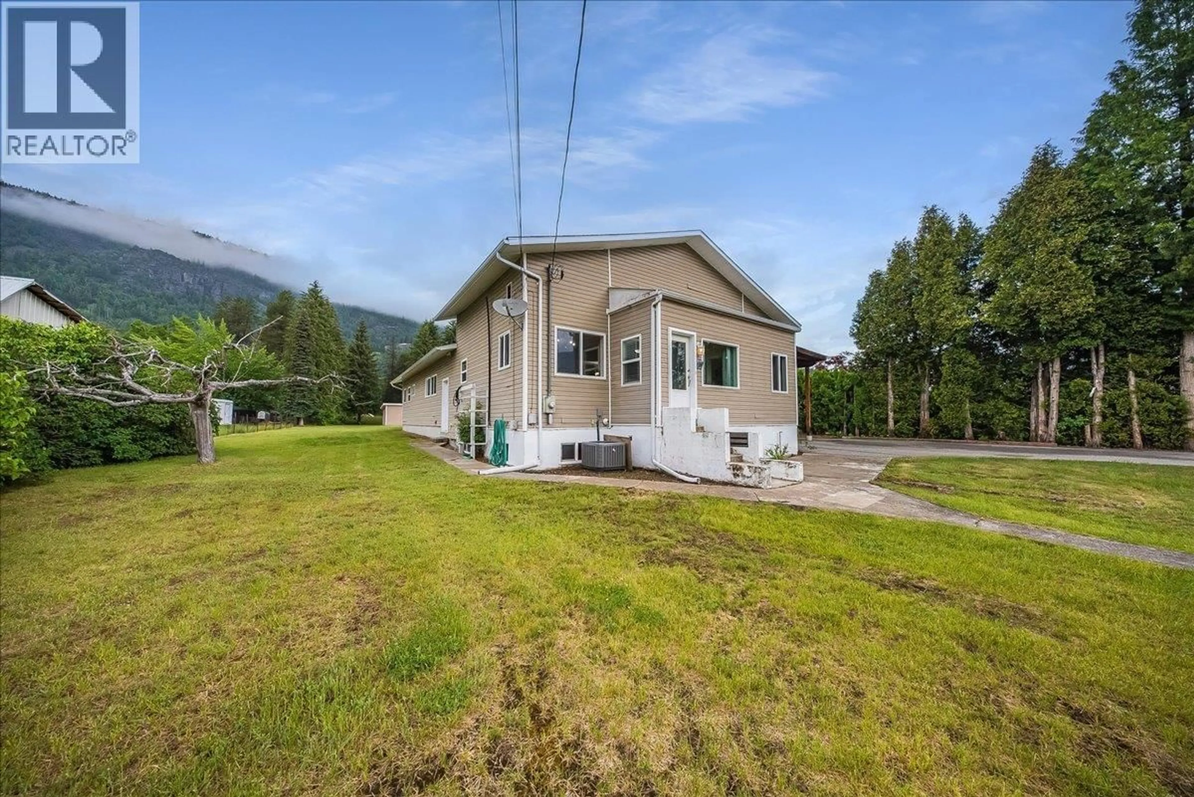 Unknown for 309 12TH AVENUE, Genelle British Columbia V0G1G0