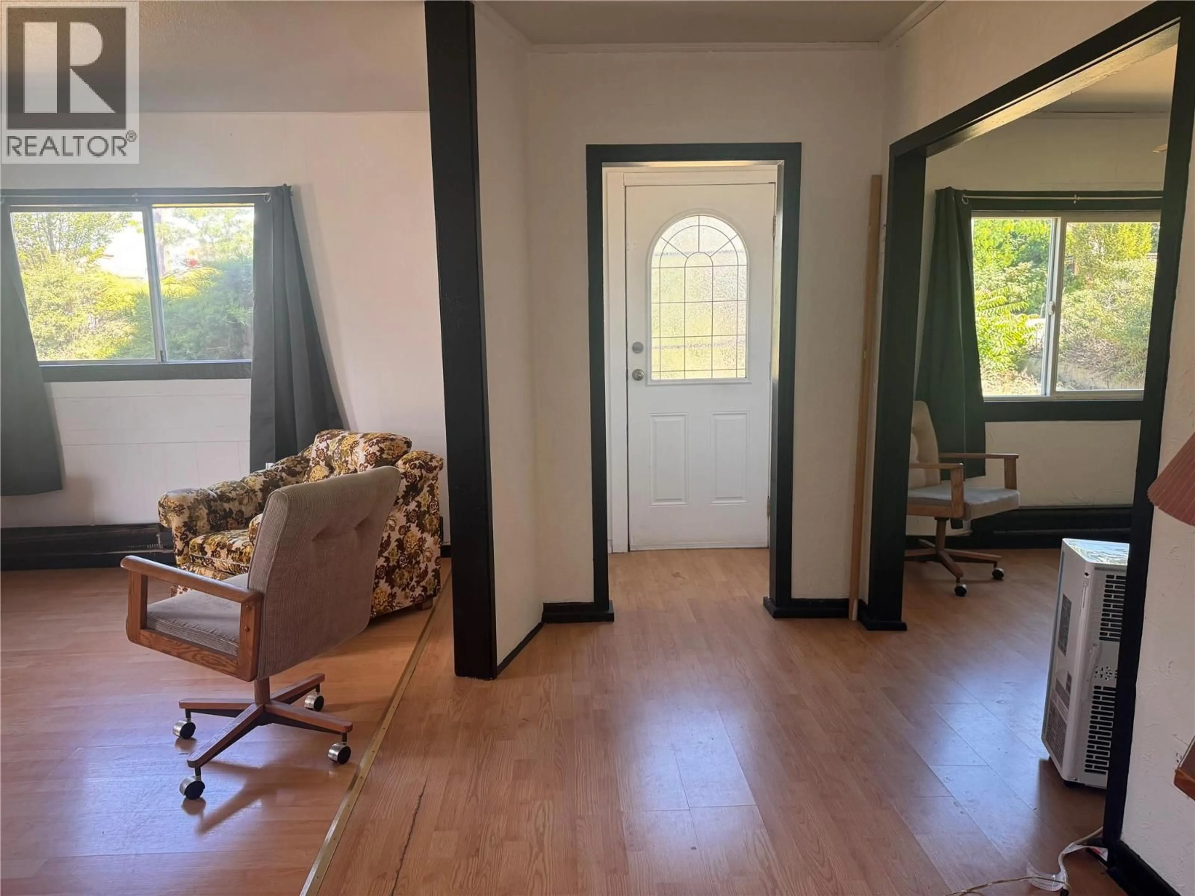 A pic of a room for 8709 74TH AVENUE, Osoyoos British Columbia V0H1V0