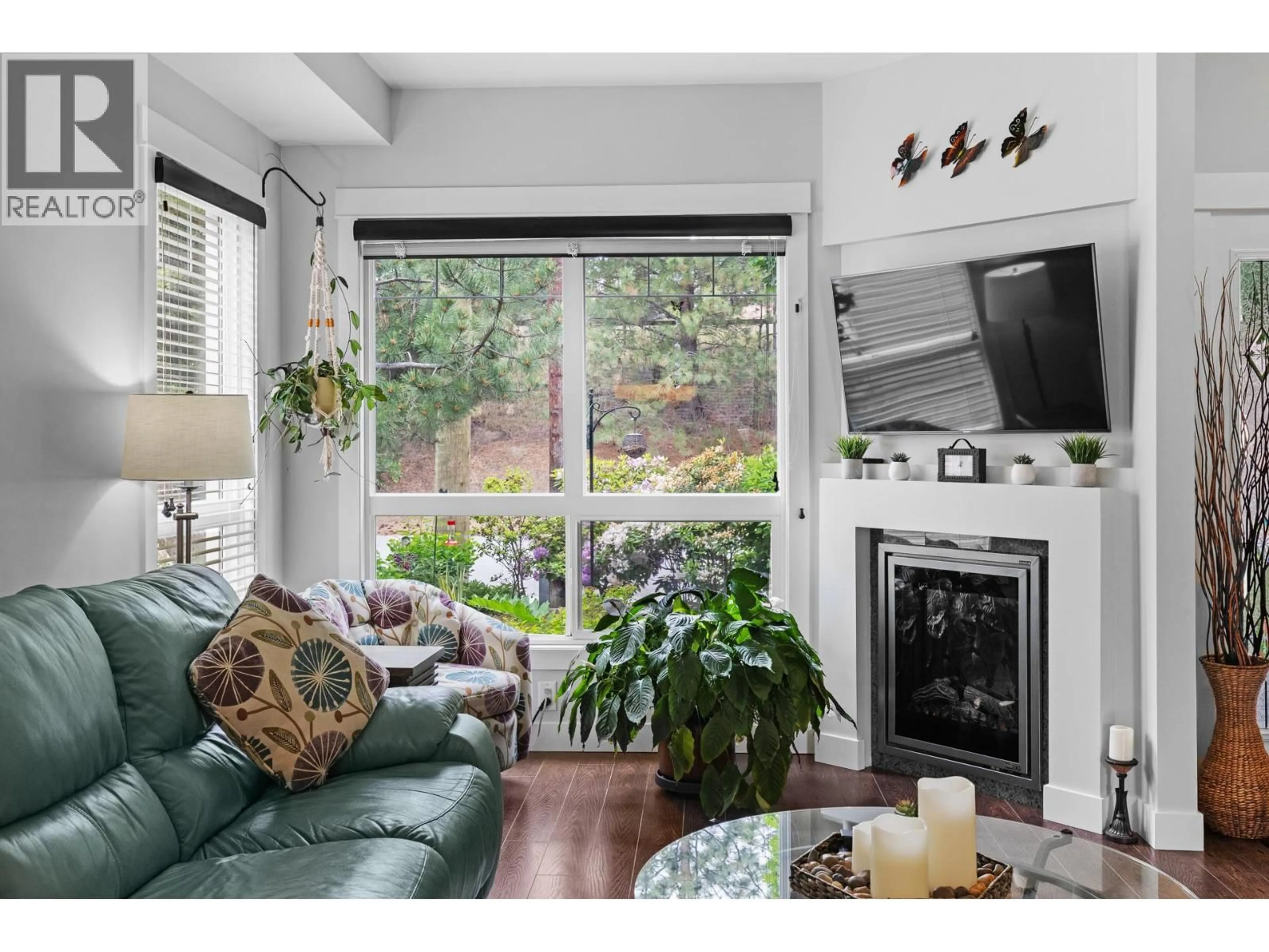 Living room with furniture, unknown for 5 - 3277 BROADVIEW ROAD, West Kelowna British Columbia V4T3C8