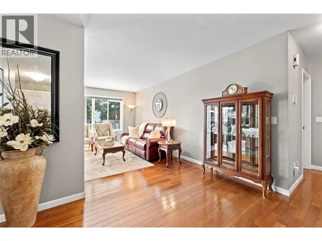 2934 JUNIPER CRESCENT, Sorrento 5