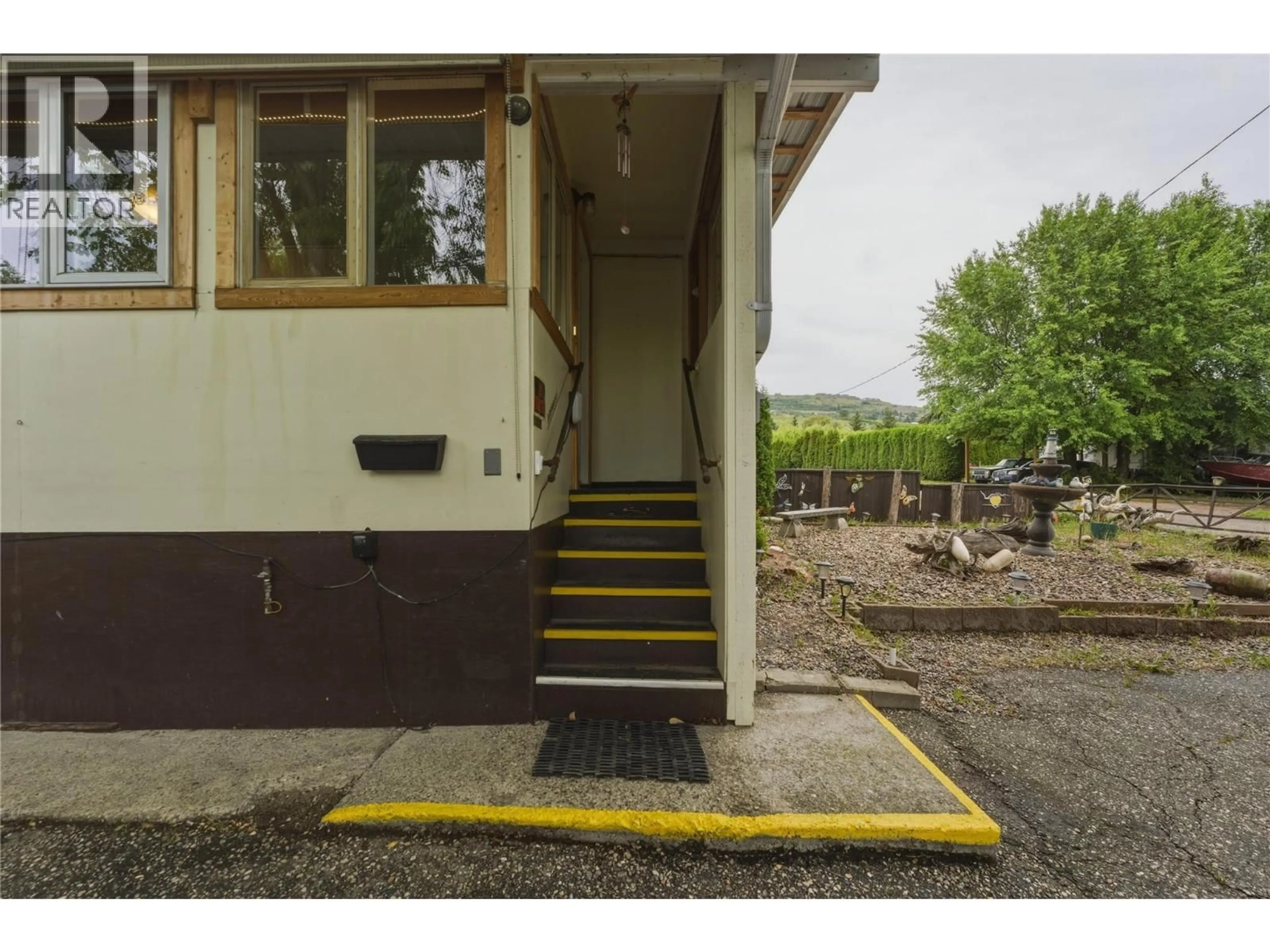 Unknown for 34 - 7400 PLESANT VALLEY ROAD, Vernon British Columbia V1B3V2