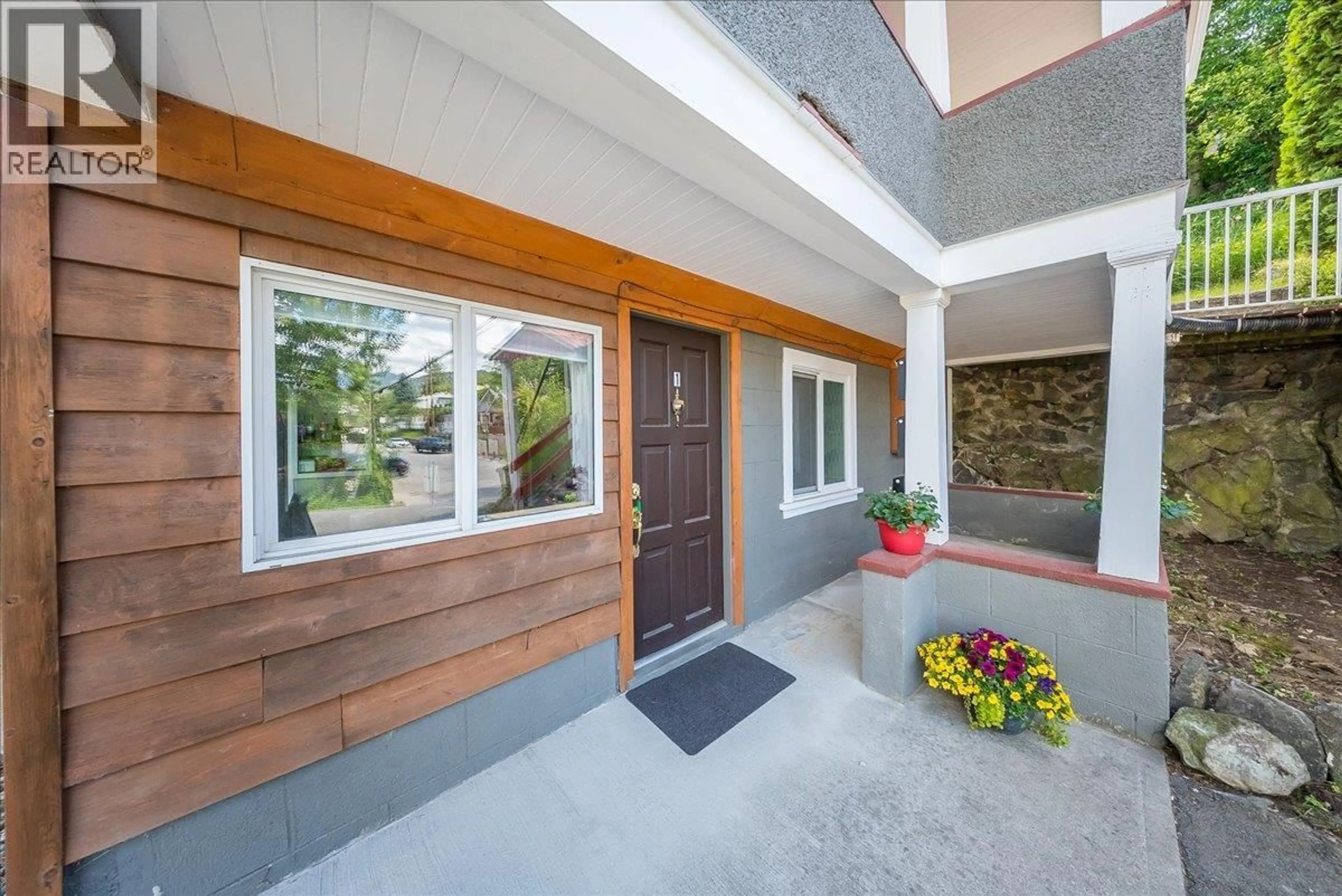 Unknown for 542 SPOKANE STREET, Trail British Columbia V1R3V8