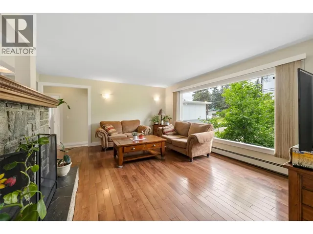 1322 RIDGEDALE AVENUE, Penticton 5