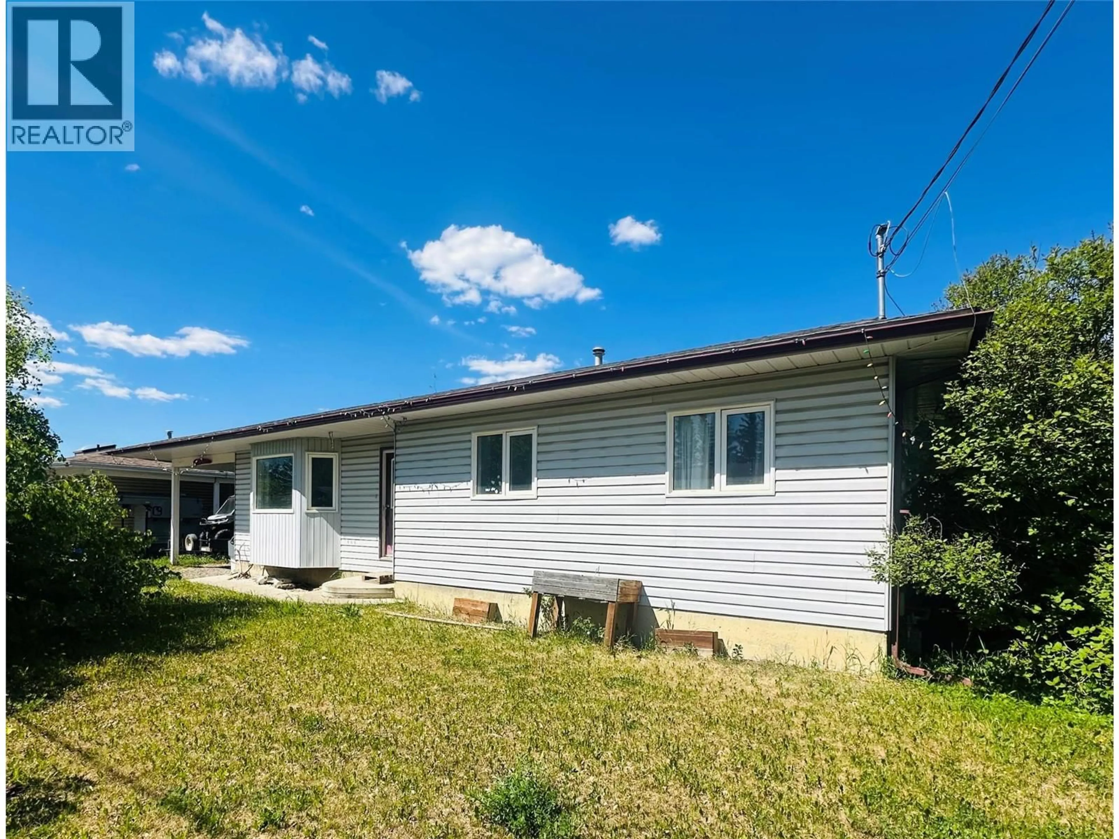 A pic from outside/outdoor area/front of a property/back of a property/a pic from drone, building for 4108 52A PLACE NORTHEAST, Chetwynd British Columbia V0C1J0