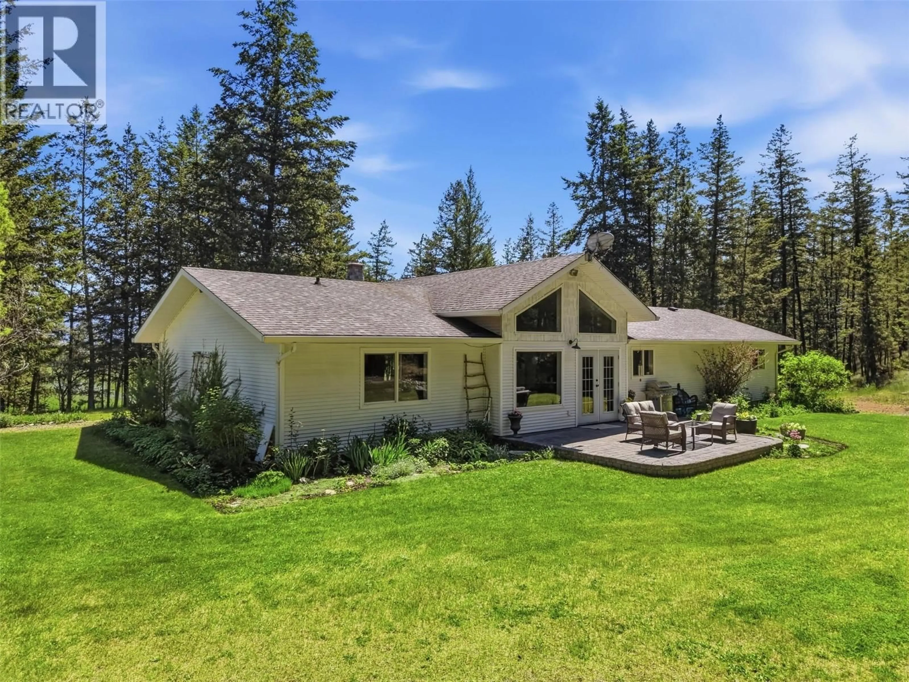 A pic from outside/outdoor area/front of a property/back of a property/a pic from drone, unknown for 4685 KAMLOOPS VERNON HIGHWAY, Westwold British Columbia V0E3B1