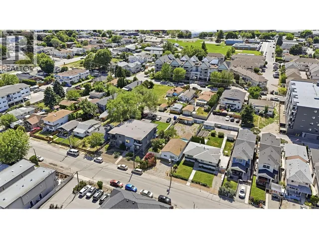 325 HAYNES STREET, Penticton 4