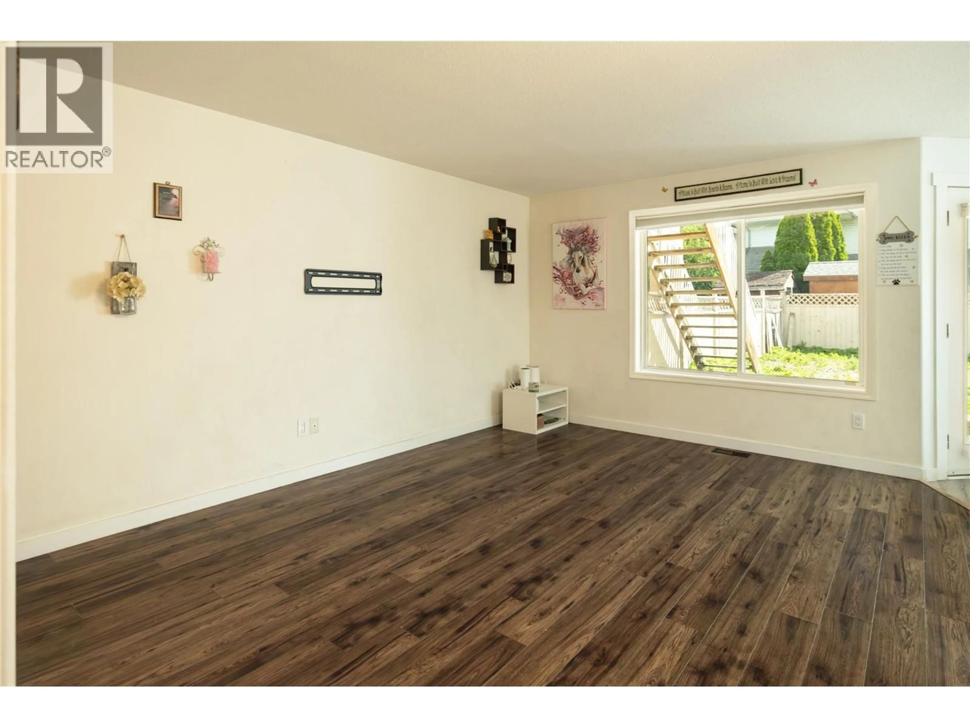 A pic of a room for 1395 FRIESEN ROAD, Kelowna British Columbia V1X7P3