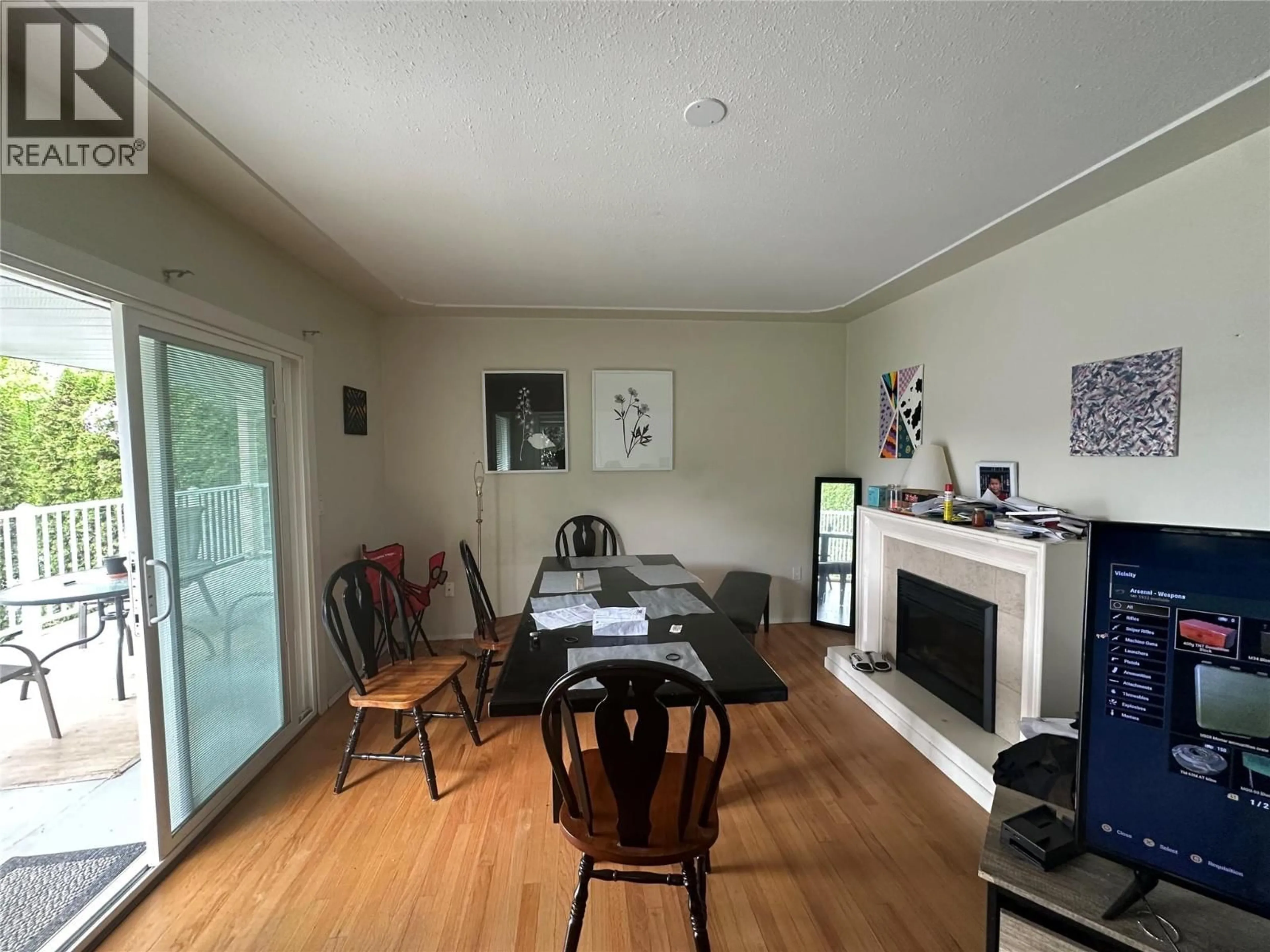 A pic of a room for 432 WARDLAW AVENUE, Kelowna British Columbia V1Y5B4