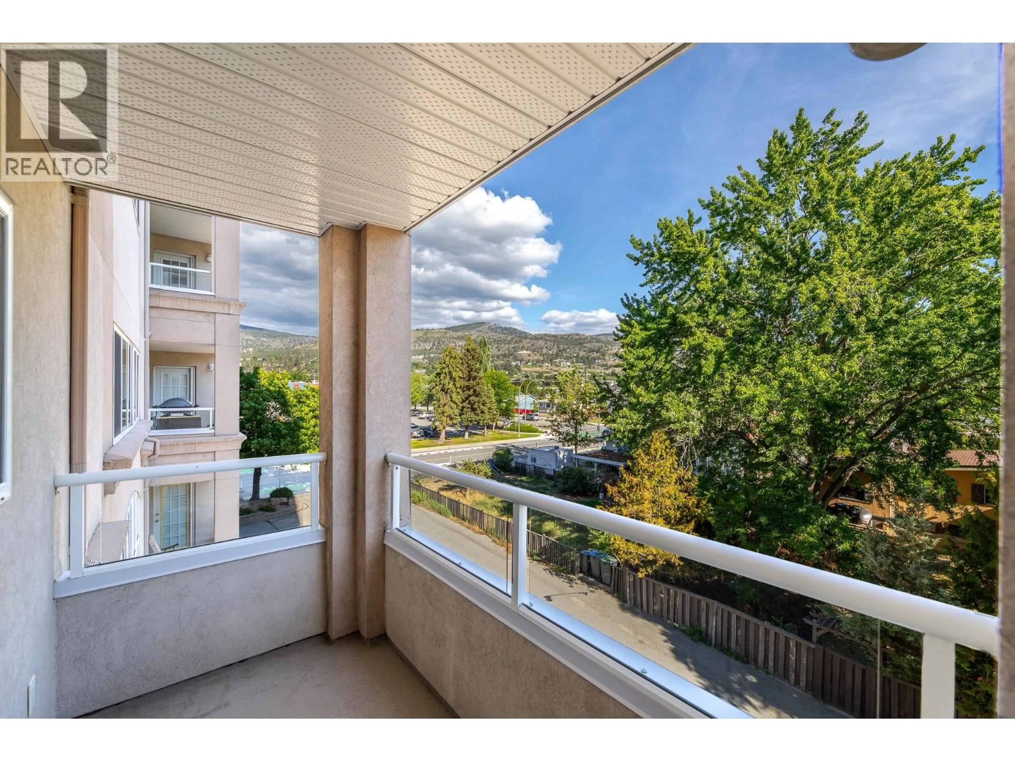 Balcony in the apartment, water/lake/river/ocean view for 301 - 2265 ATKINSON STREET, Penticton British Columbia V2A8R7