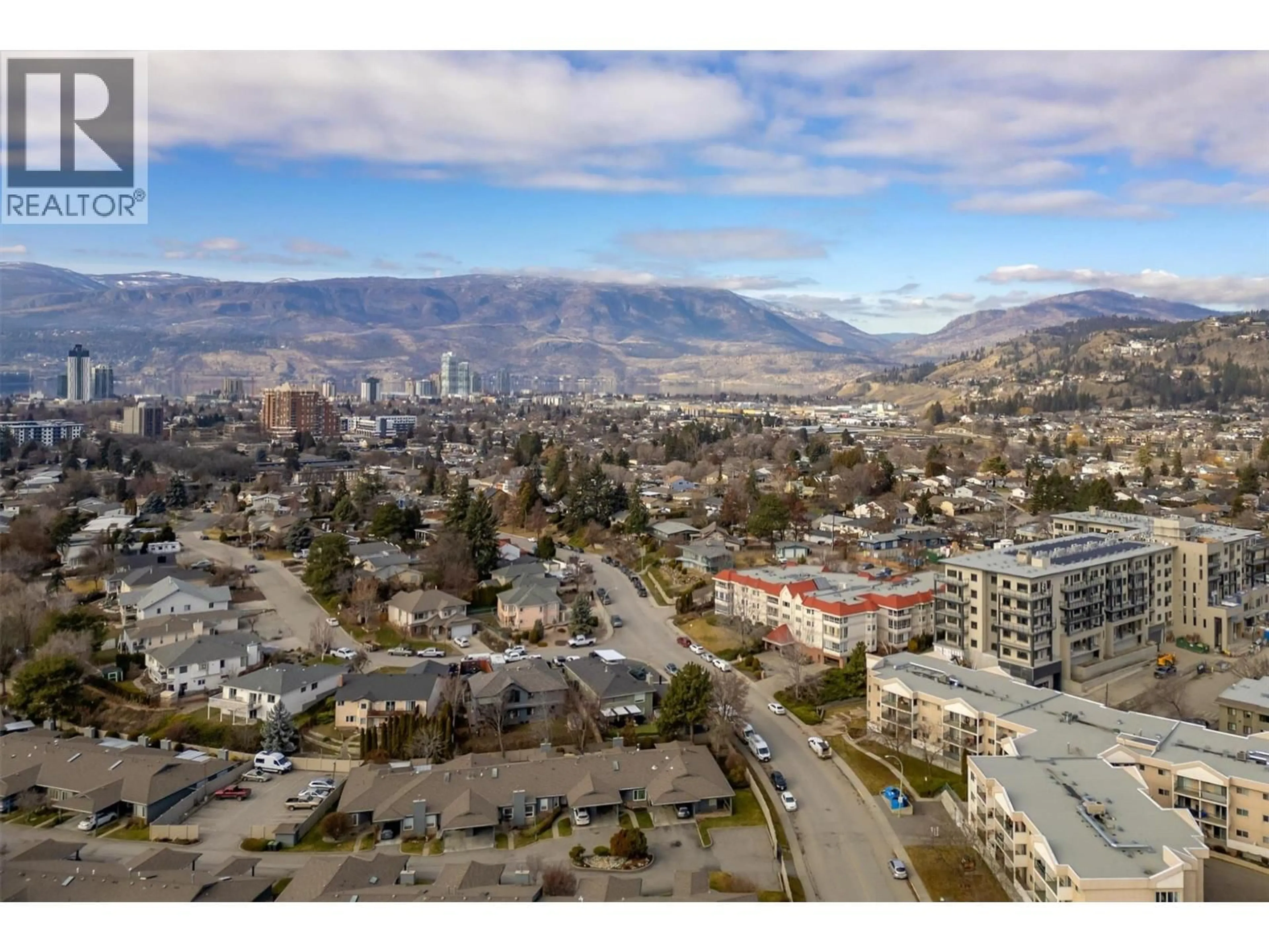 Blurry image for 203 - 1534 LAWRENCE AVENUE, Kelowna British Columbia V1Y6M8