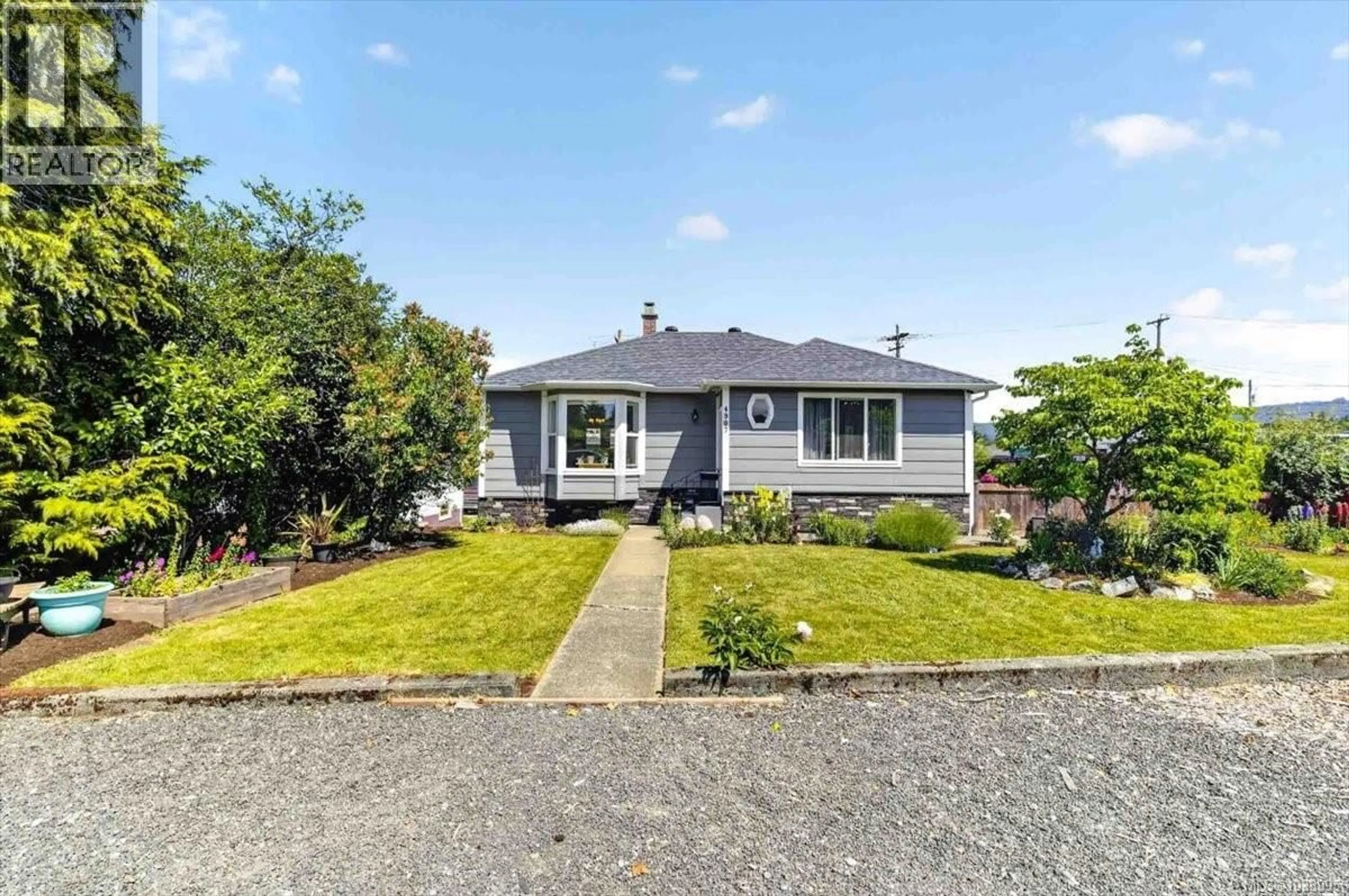 A pic from outside/outdoor area/front of a property/back of a property/a pic from drone, street for 4907 MORTON STREET, Port Alberni British Columbia V9Y3S8