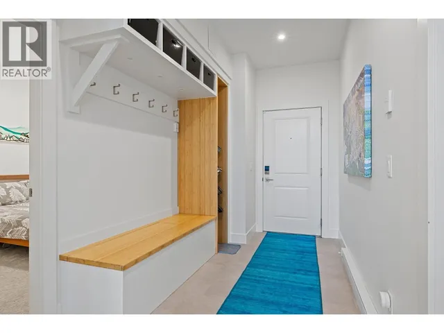 8E - 5075 SNOWBIRD WAY, Big White 3